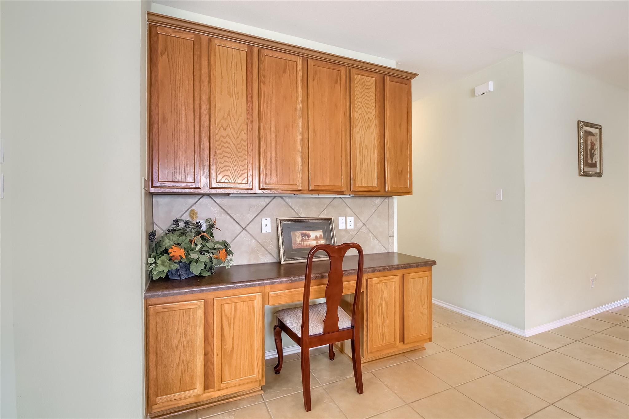 18720 Royal Pointe Dr, Pflugerville, TX 78660