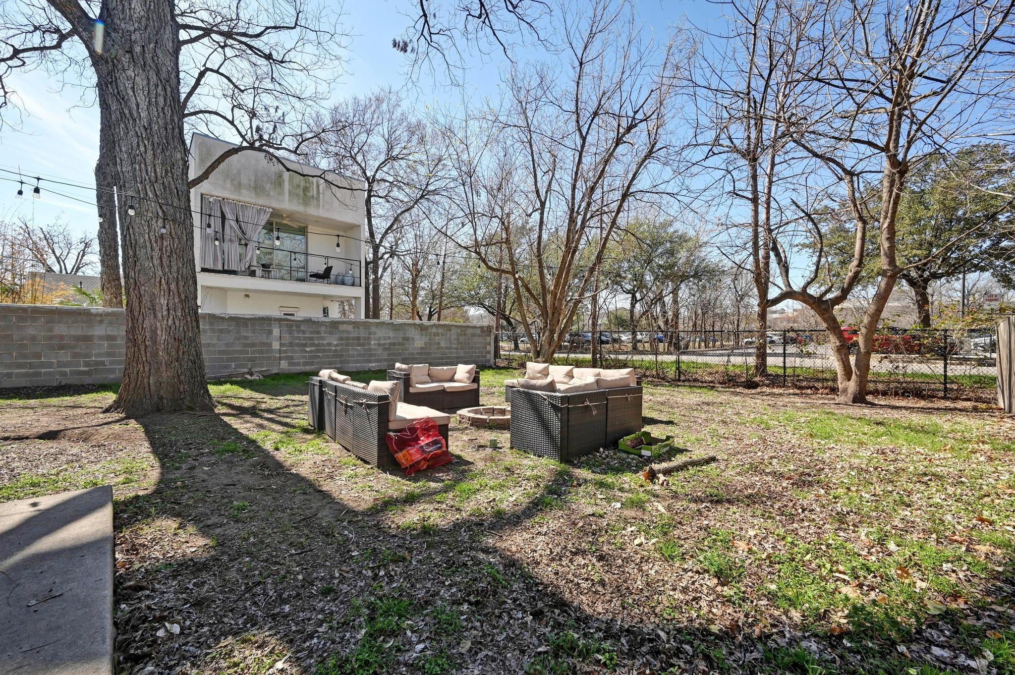 1118 Linden St # A & B, Austin, TX 78702