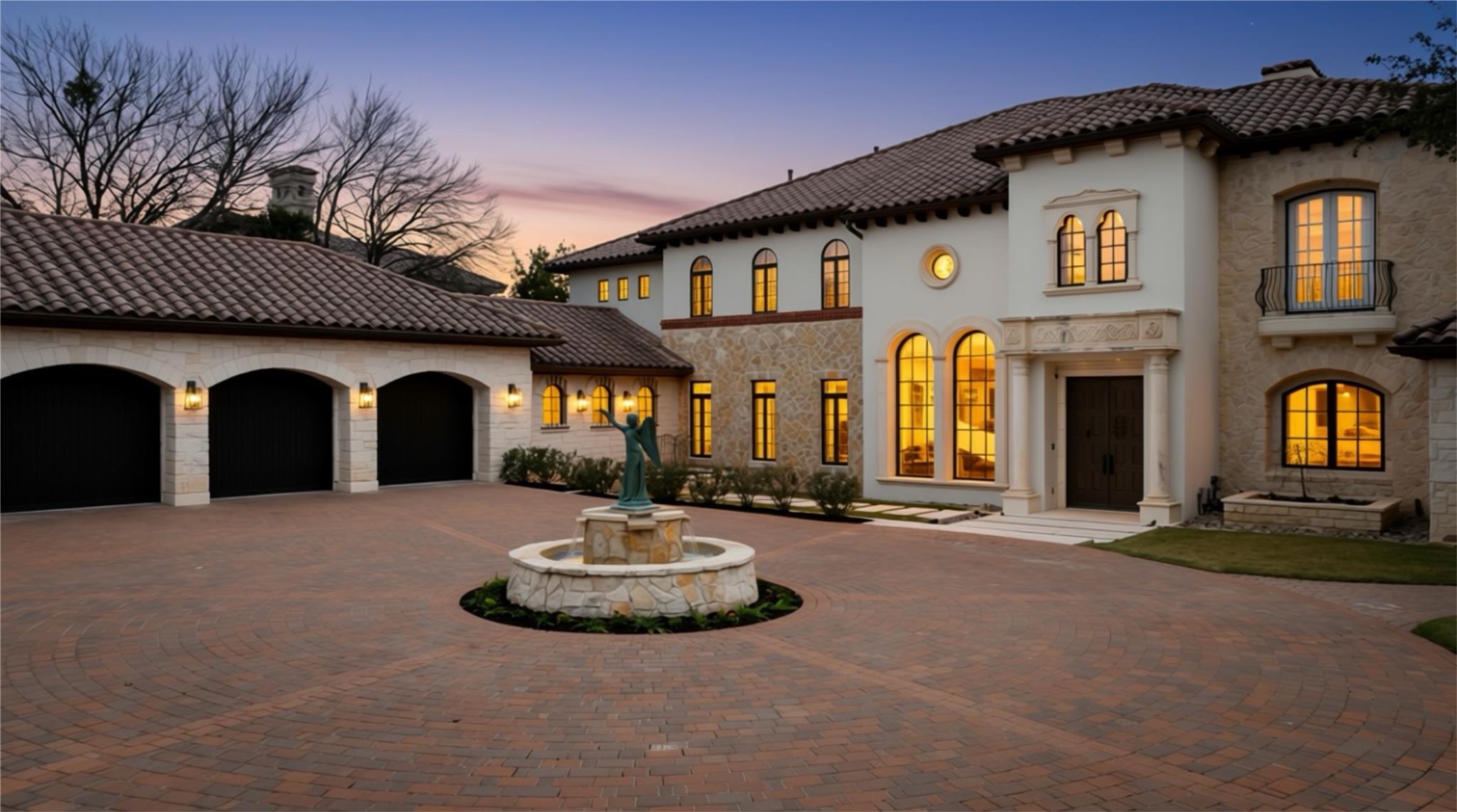 17607 Break Water, Jonestown, TX 78645