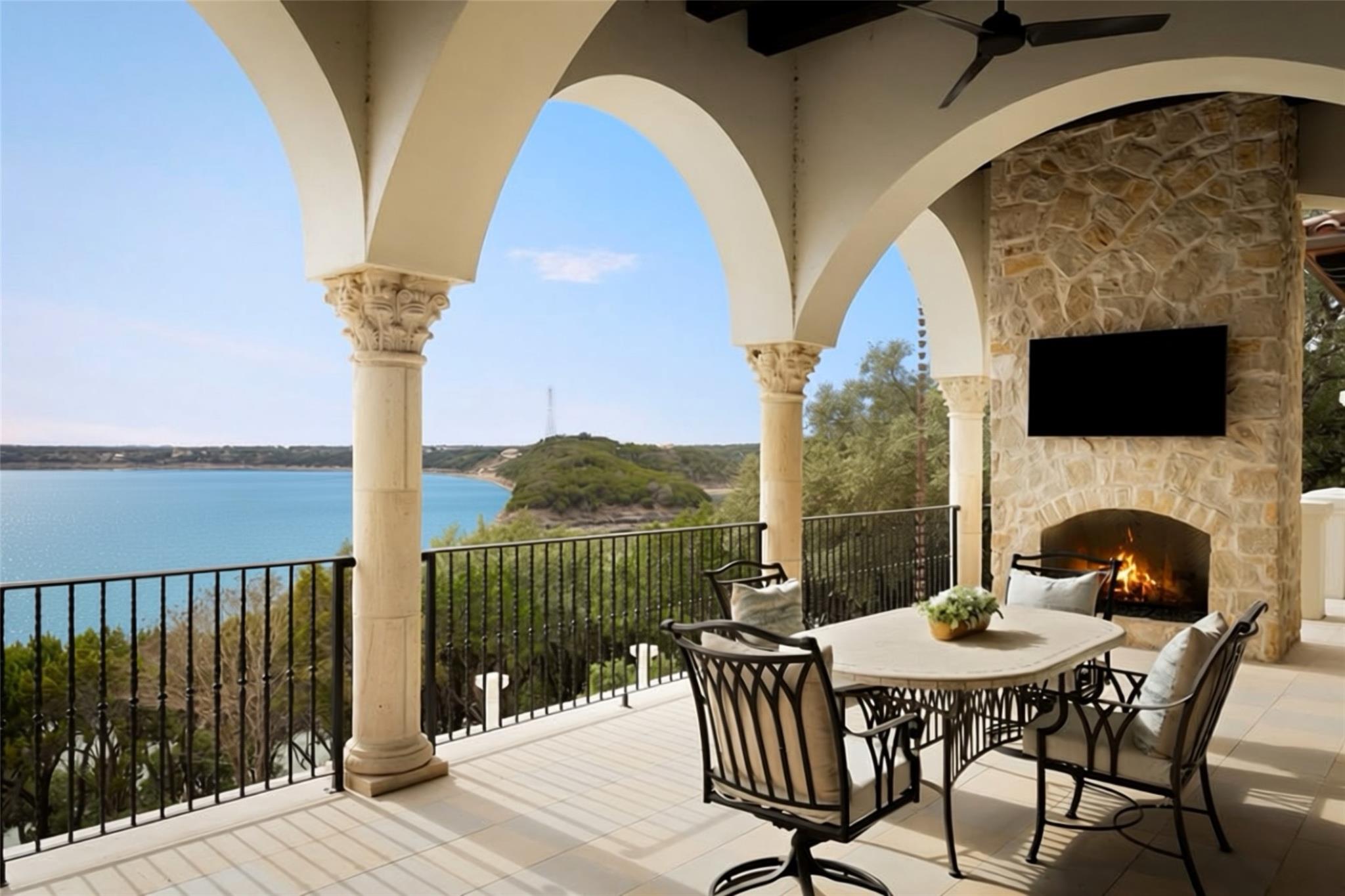 17607 Break Water, Jonestown, TX 78645