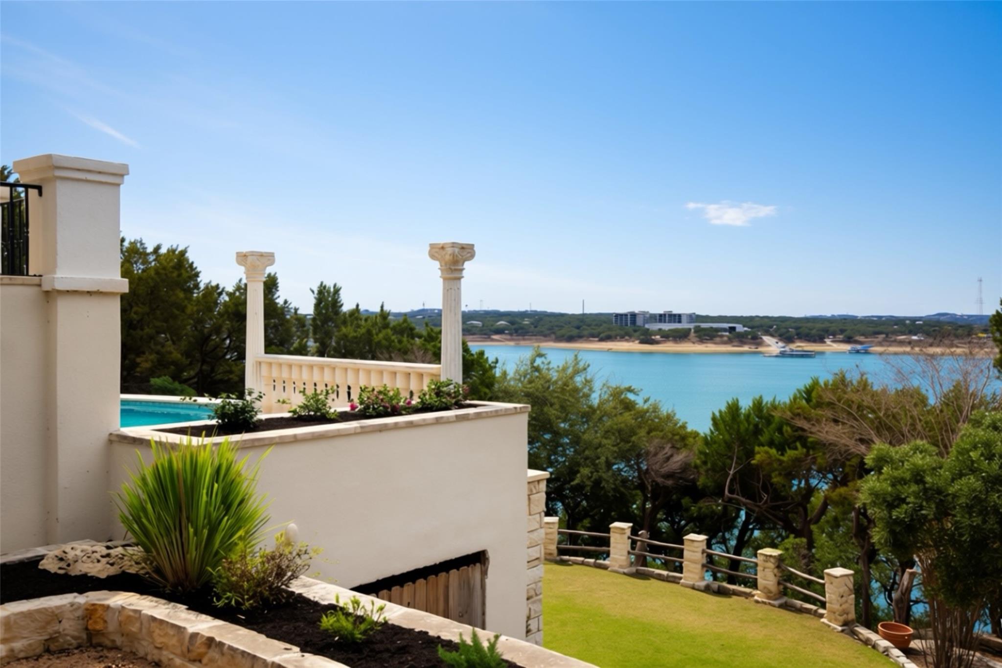 17607 Break Water, Jonestown, TX 78645