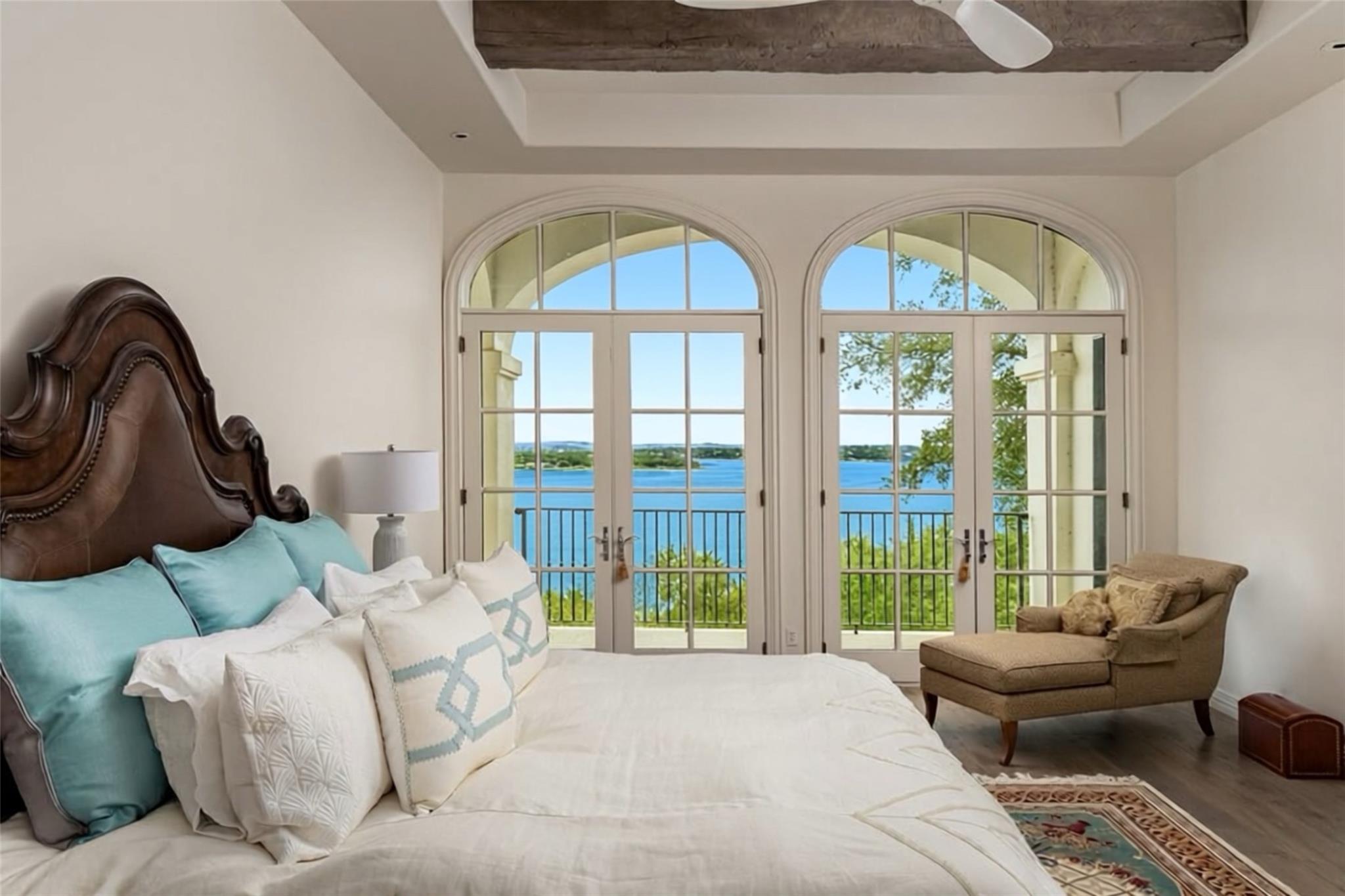 17607 Break Water, Jonestown, TX 78645