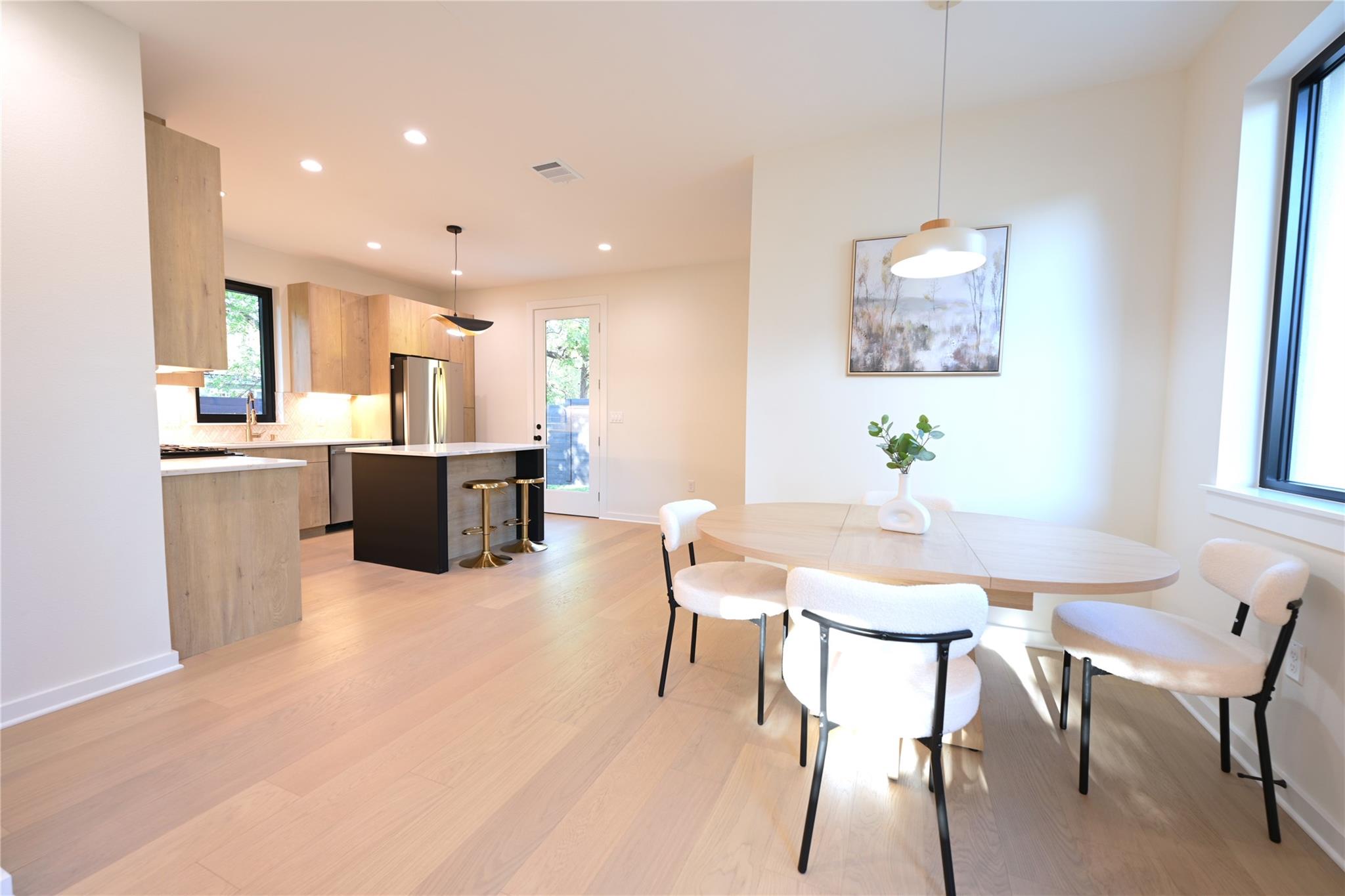 4410 Glomar Ave # 2, Austin, TX 78721