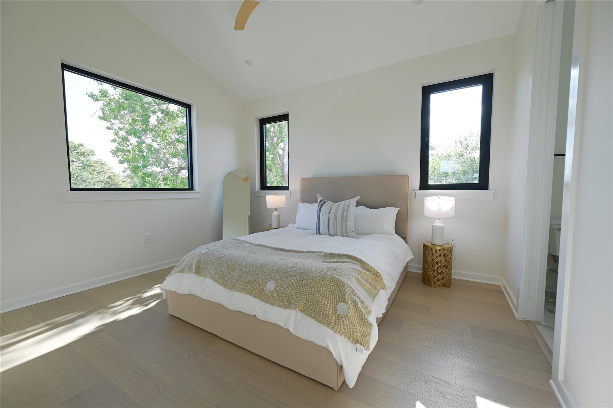 4410 Glomar Ave #1 Ave # 1, Austin, TX 78721