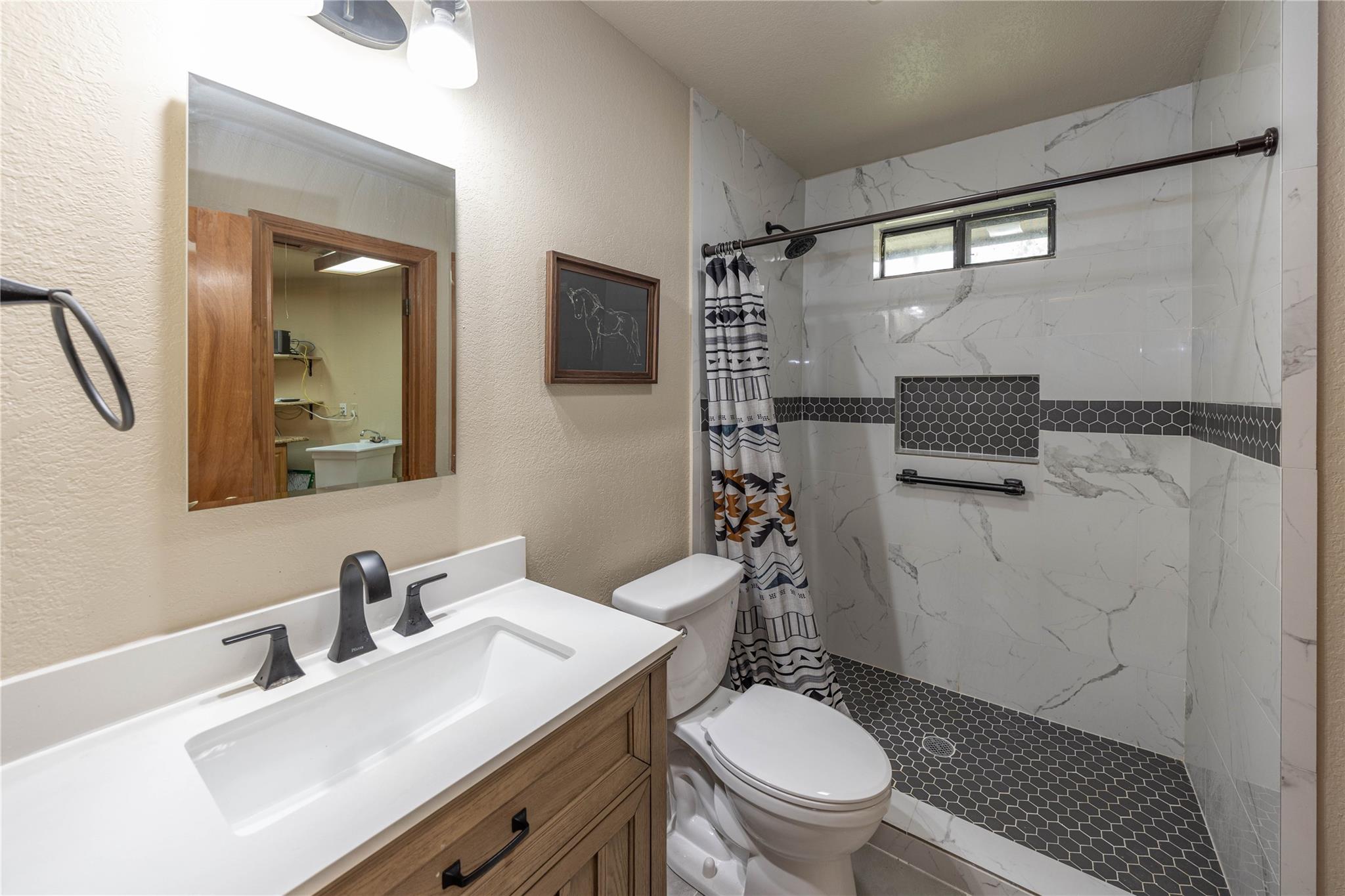 1645 Agarita Rd, Fischer, TX 78623