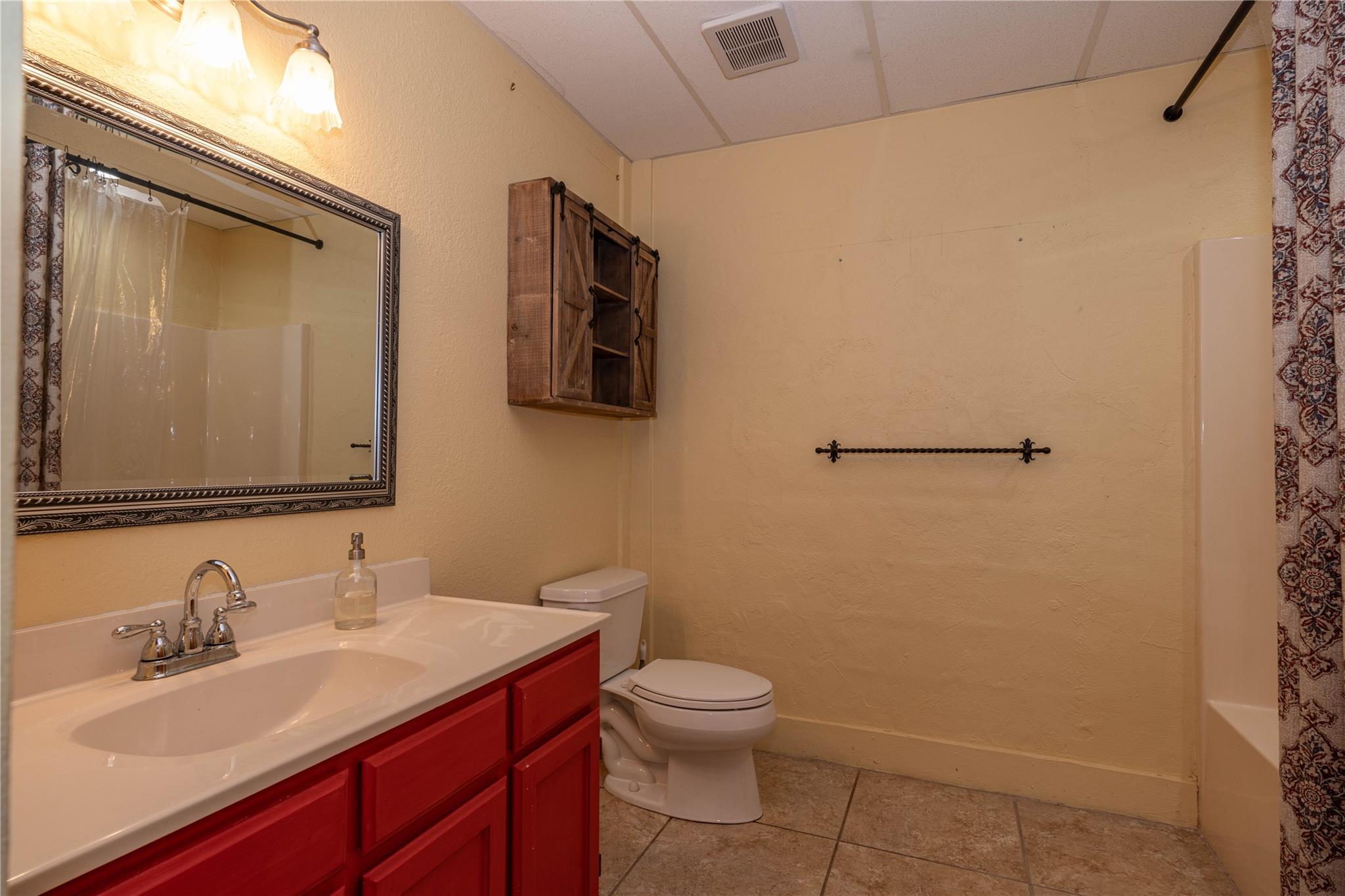 1645 Agarita Rd, Fischer, TX 78623