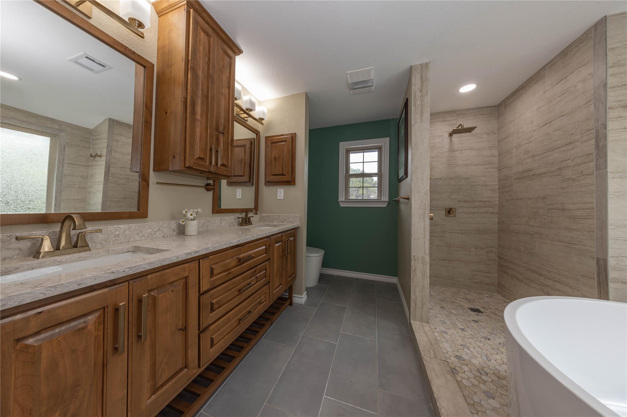 1645 Agarita Rd, Fischer, TX 78623