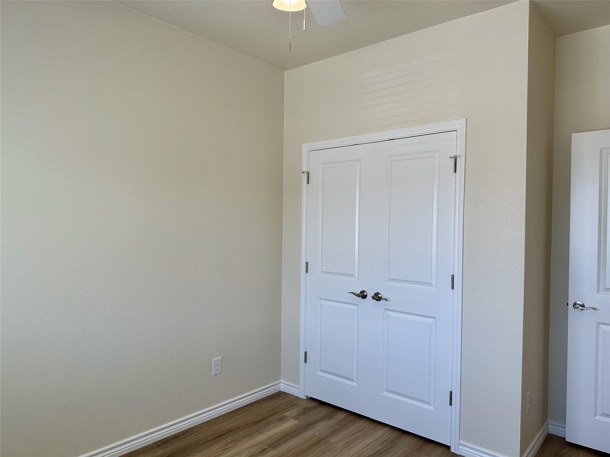 515 War Admiral Dr # B, Jarrell, TX 76537