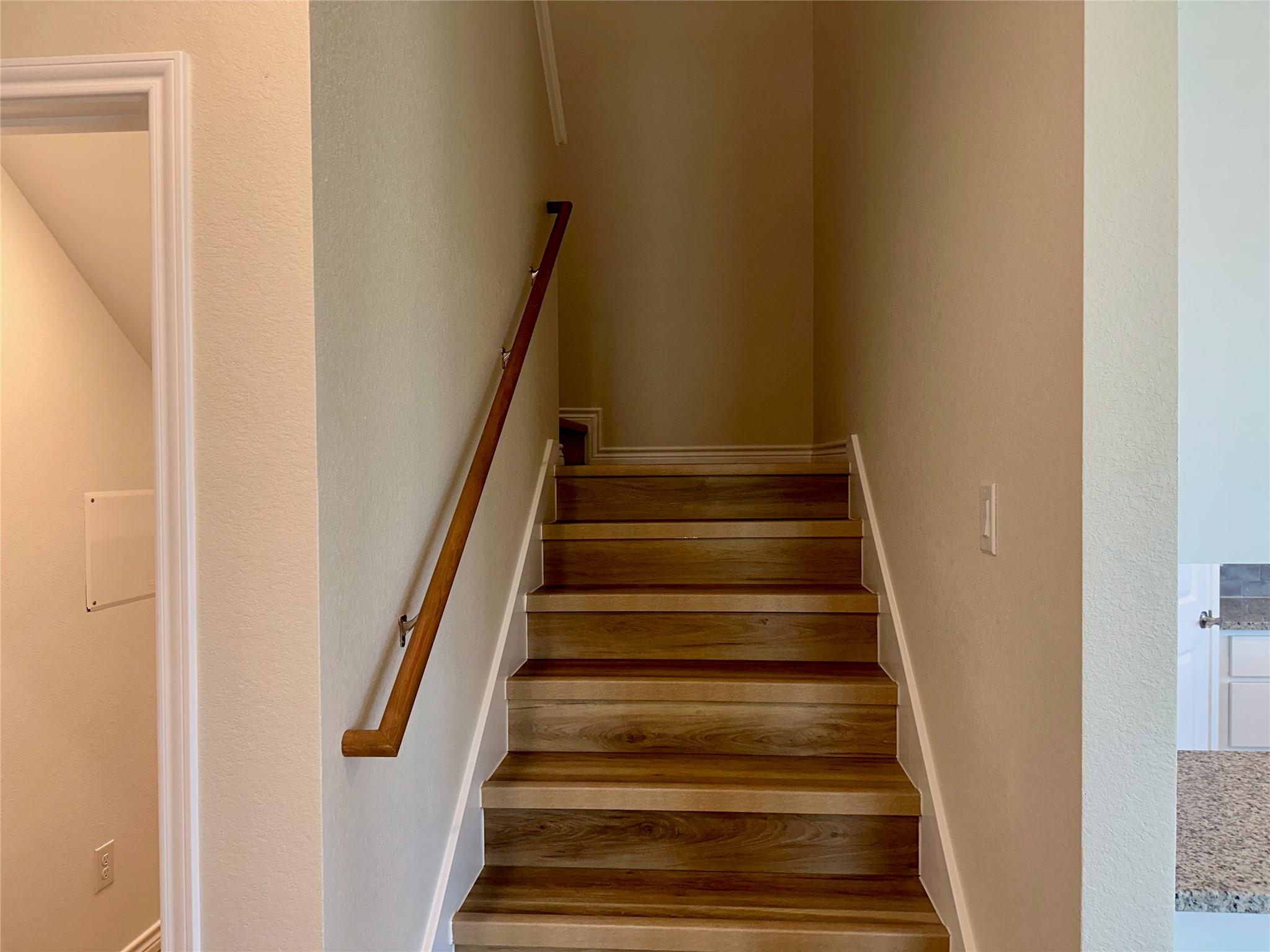 515 War Admiral Dr # B, Jarrell, TX 76537