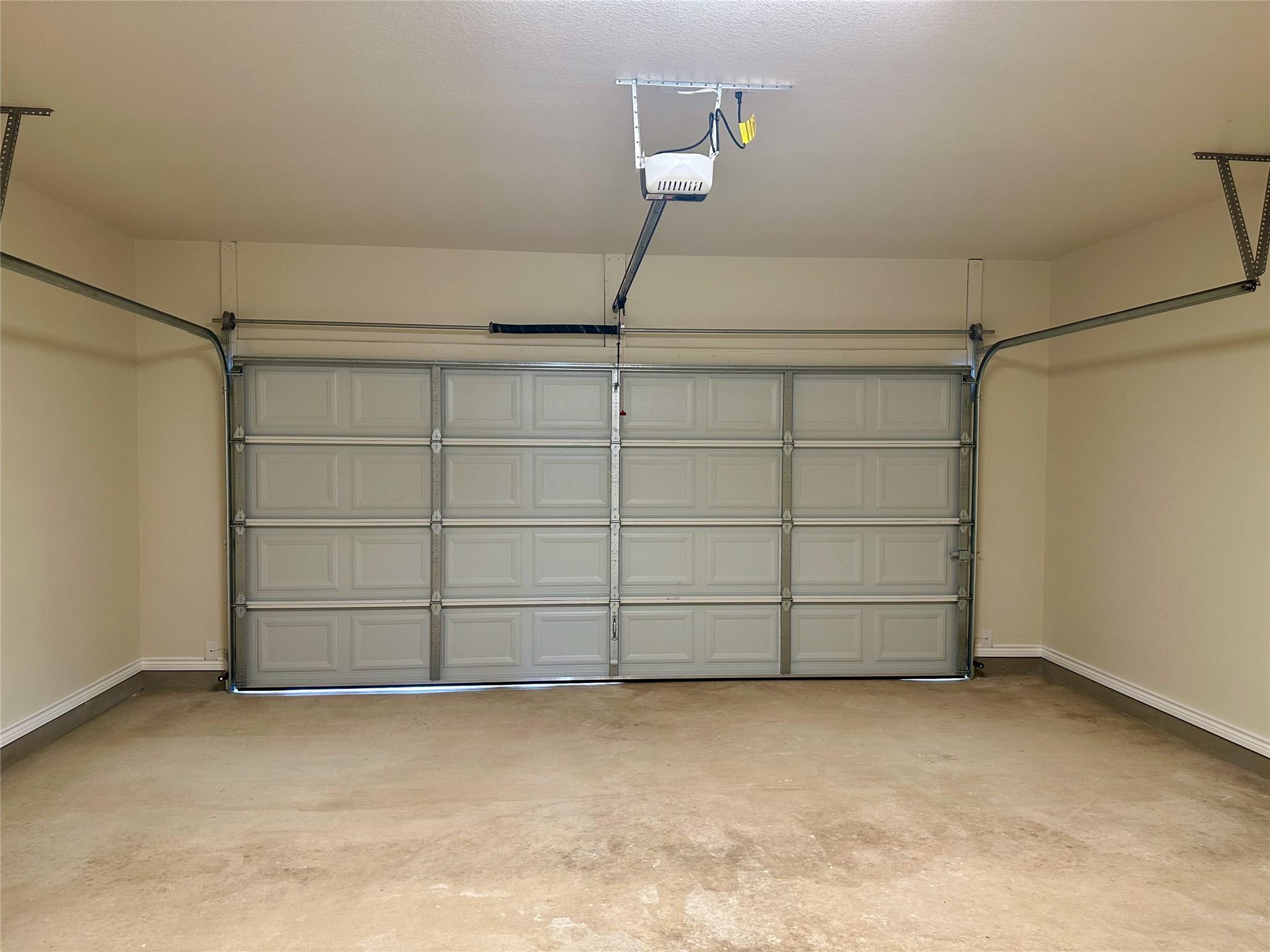 515 War Admiral Dr # B, Jarrell, TX 76537