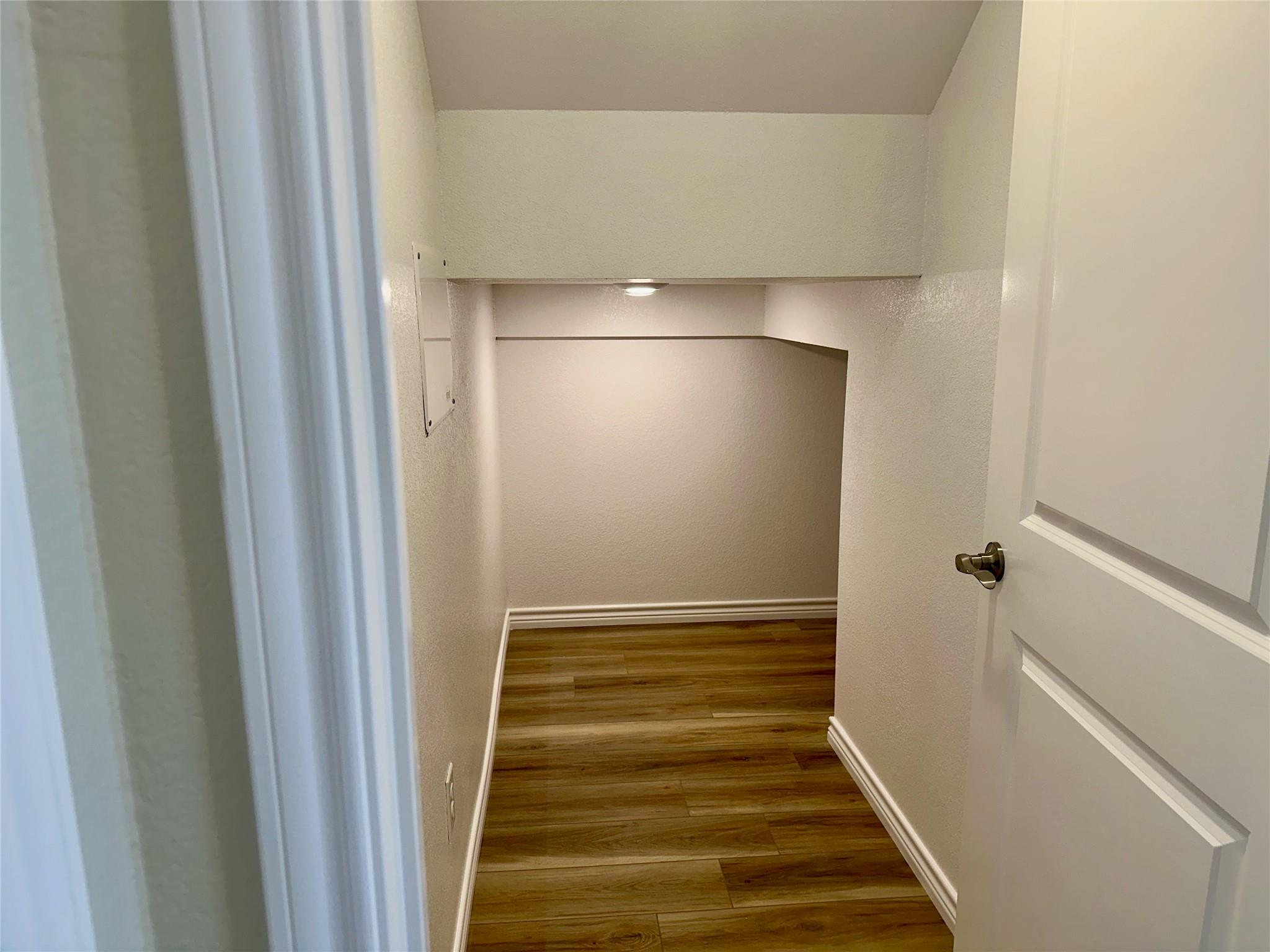 515 War Admiral Dr # B, Jarrell, TX 76537