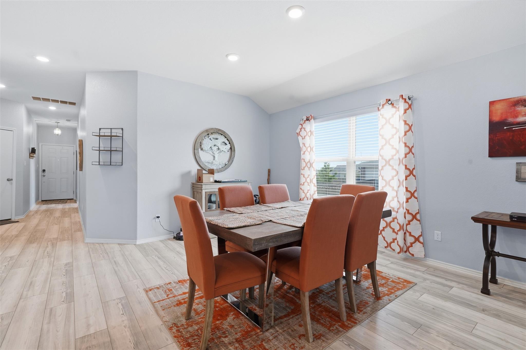 116 Cosmos Ln, Jarrell, TX 76537