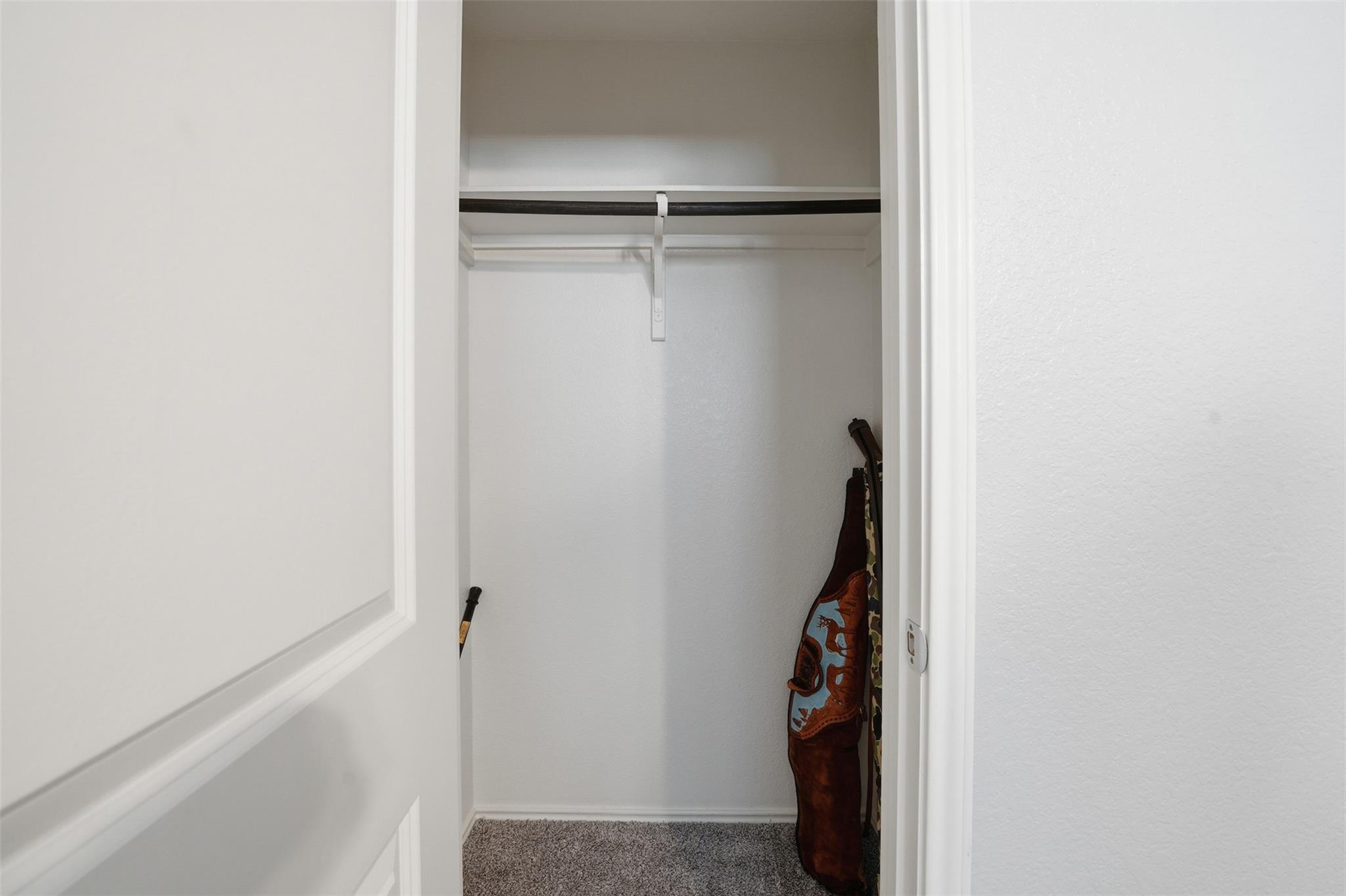 116 Cosmos Ln, Jarrell, TX 76537