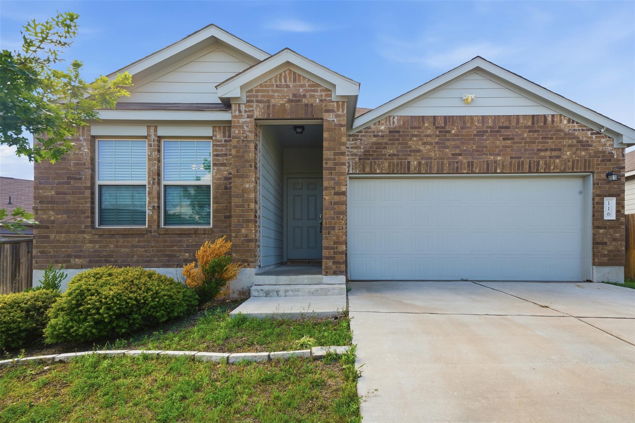 116 Cosmos Ln, Jarrell, TX 76537