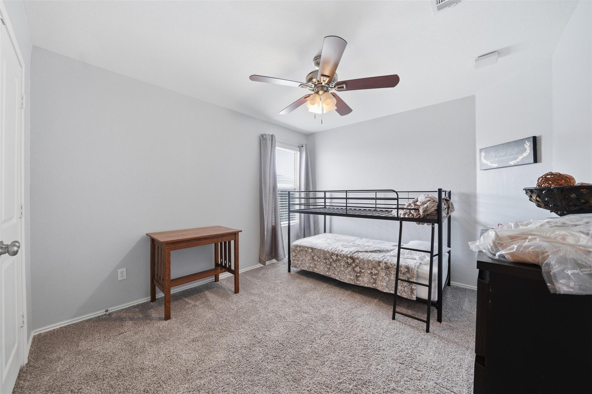 116 Cosmos Ln, Jarrell, TX 76537