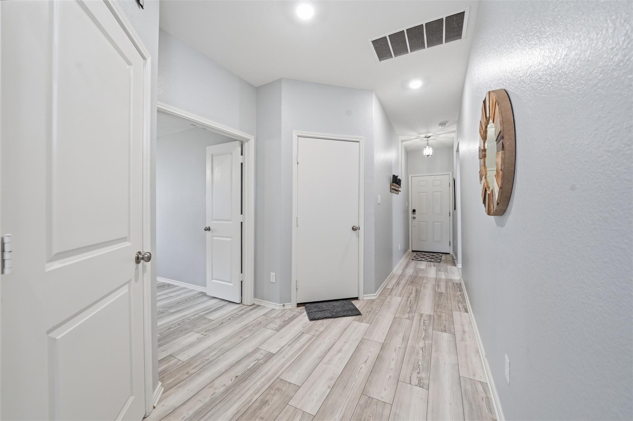 116 Cosmos Ln, Jarrell, TX 76537