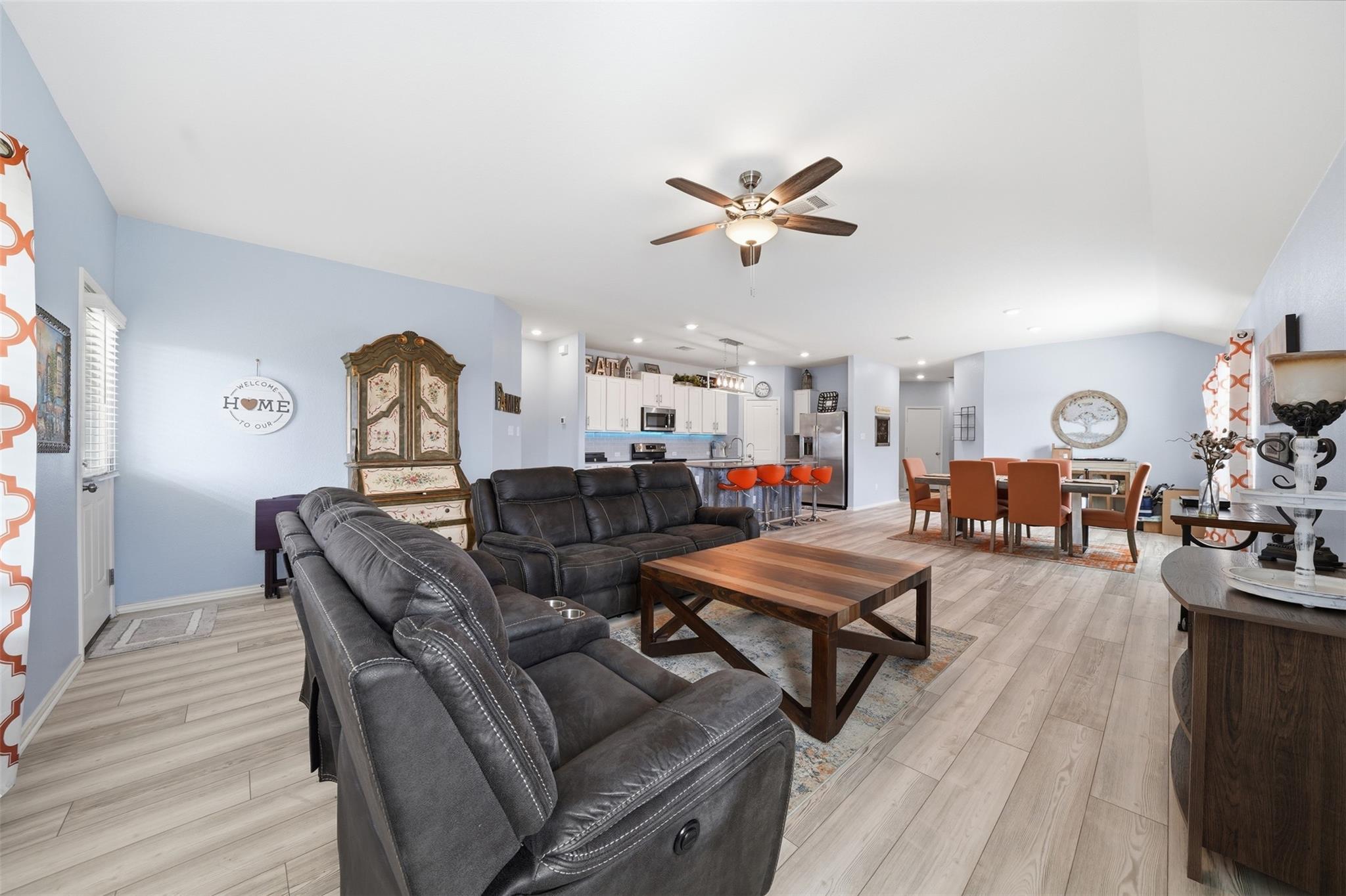 116 Cosmos Ln, Jarrell, TX 76537