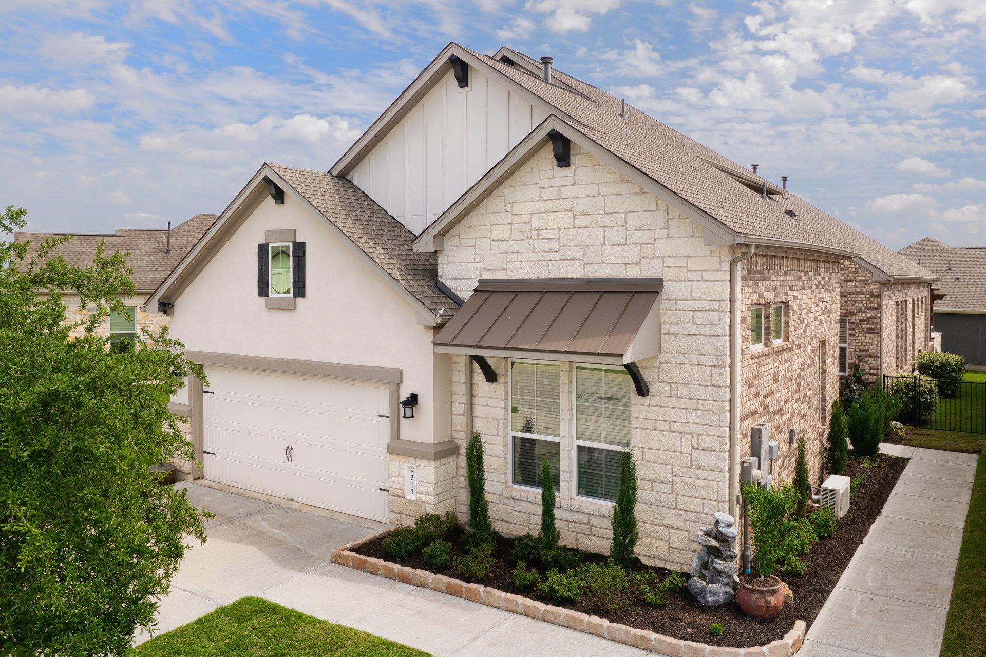 213 Encore Dr, Liberty Hill, TX 78642