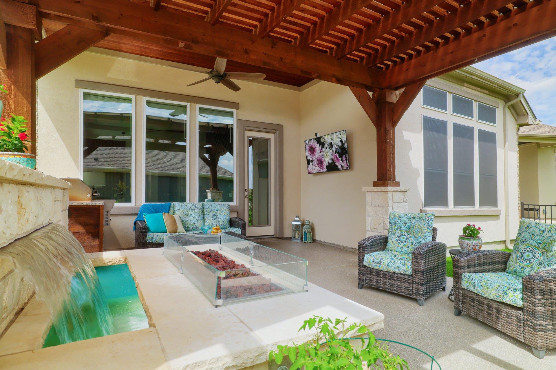 213 Encore Dr, Liberty Hill, TX 78642