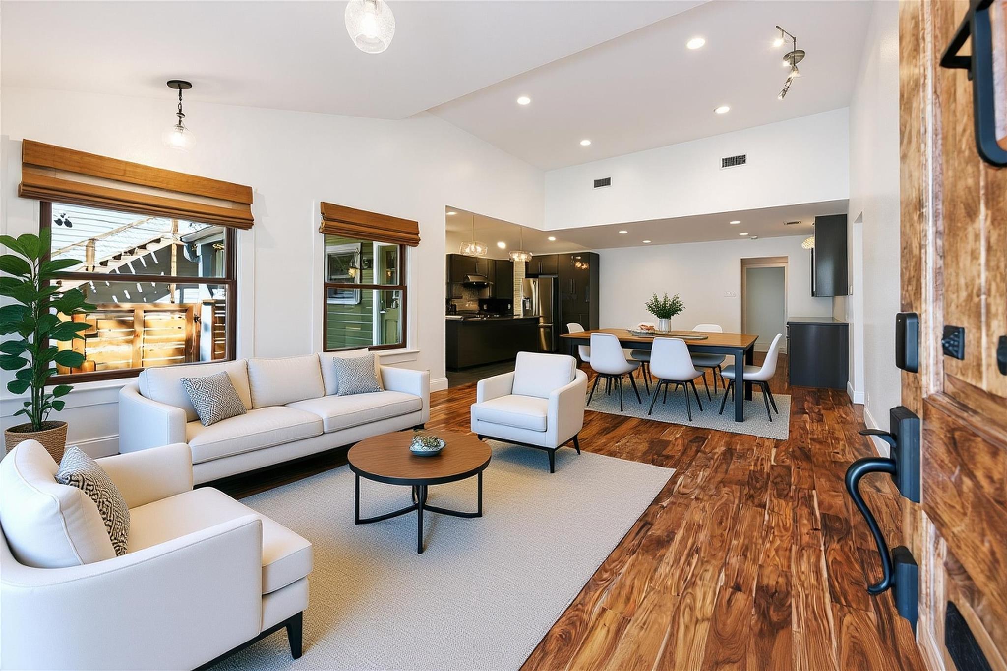 1106 Fairmount Ave, Austin, TX 78704