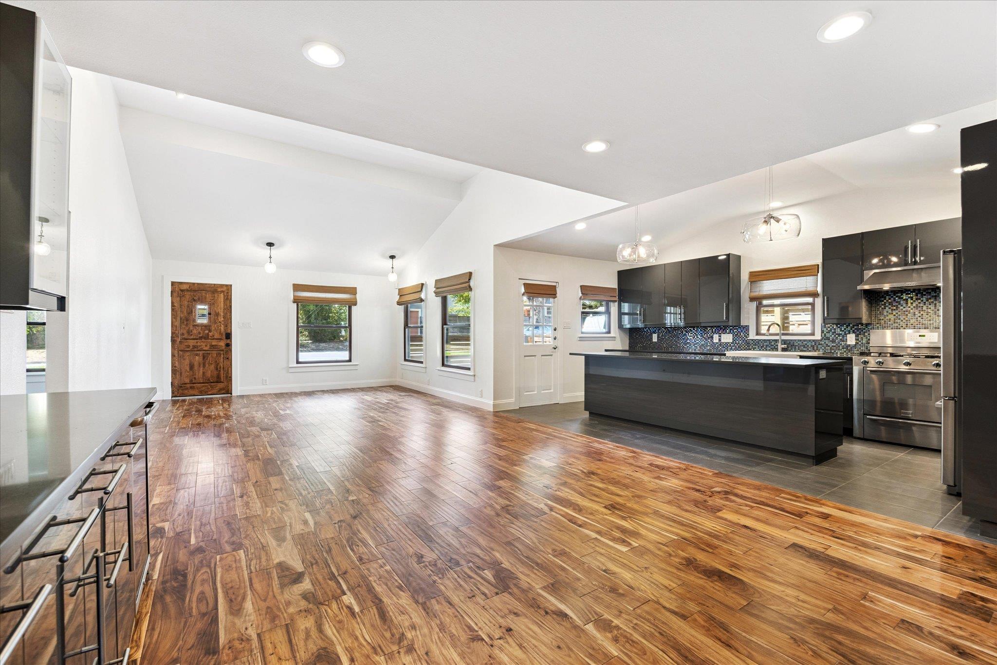 1106 Fairmount Ave, Austin, TX 78704