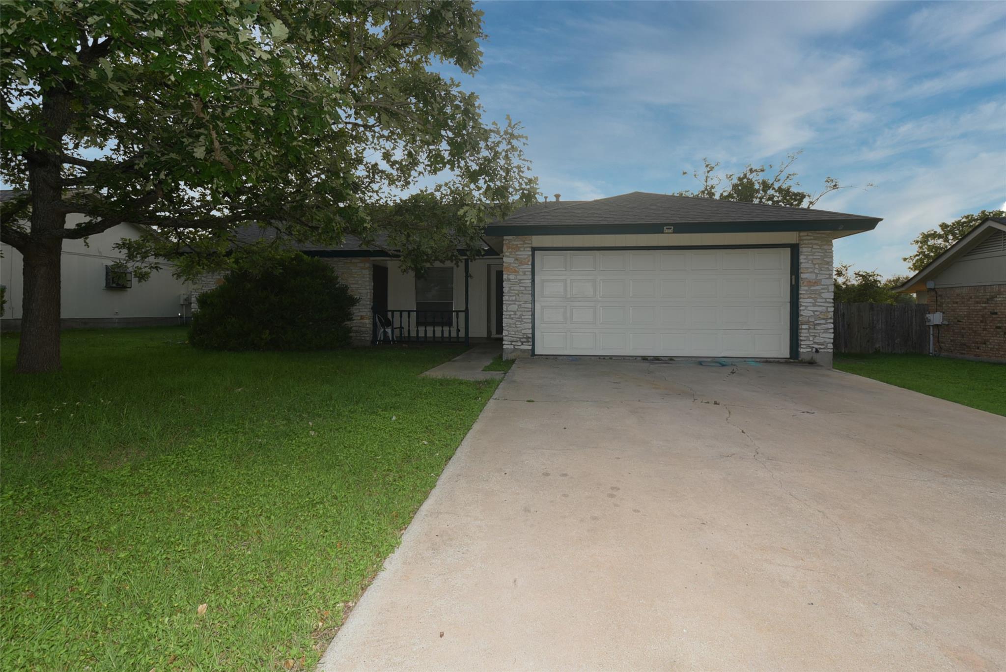 410 Splitrock St, Round Rock, TX 78681