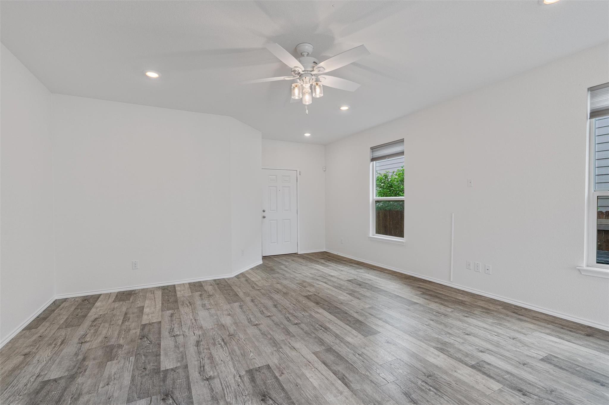 305 Los Cobos Ln, Georgetown, TX 78626