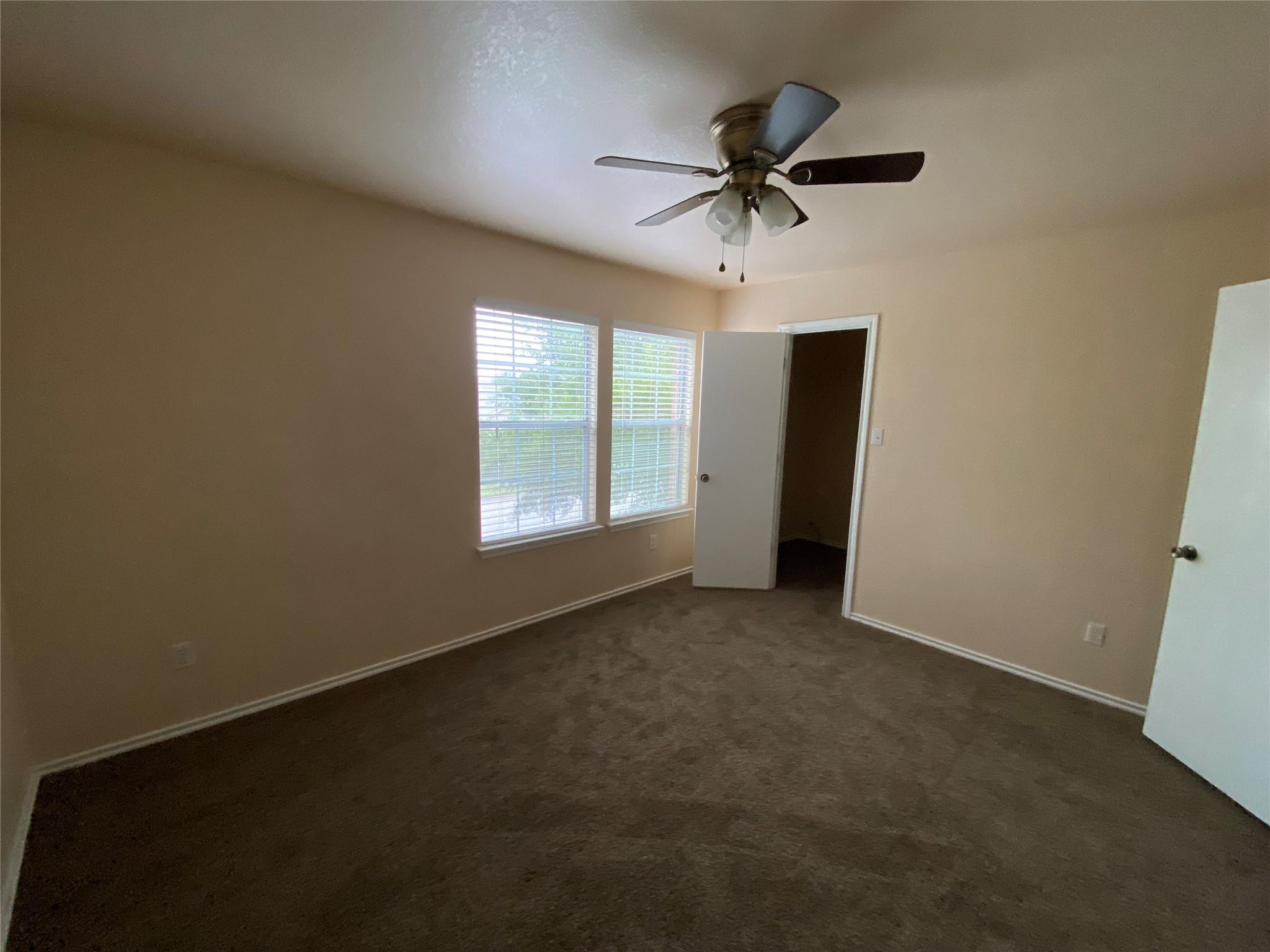 12840 Saint Mary Dr, Manor, TX 78653