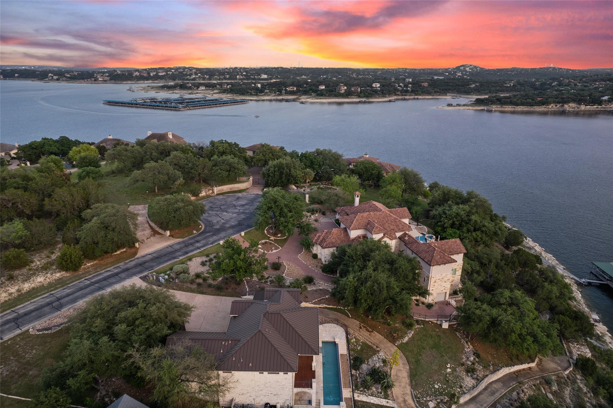 17813 Kingfisher Ridge Dr, Lago Vista, TX 78645