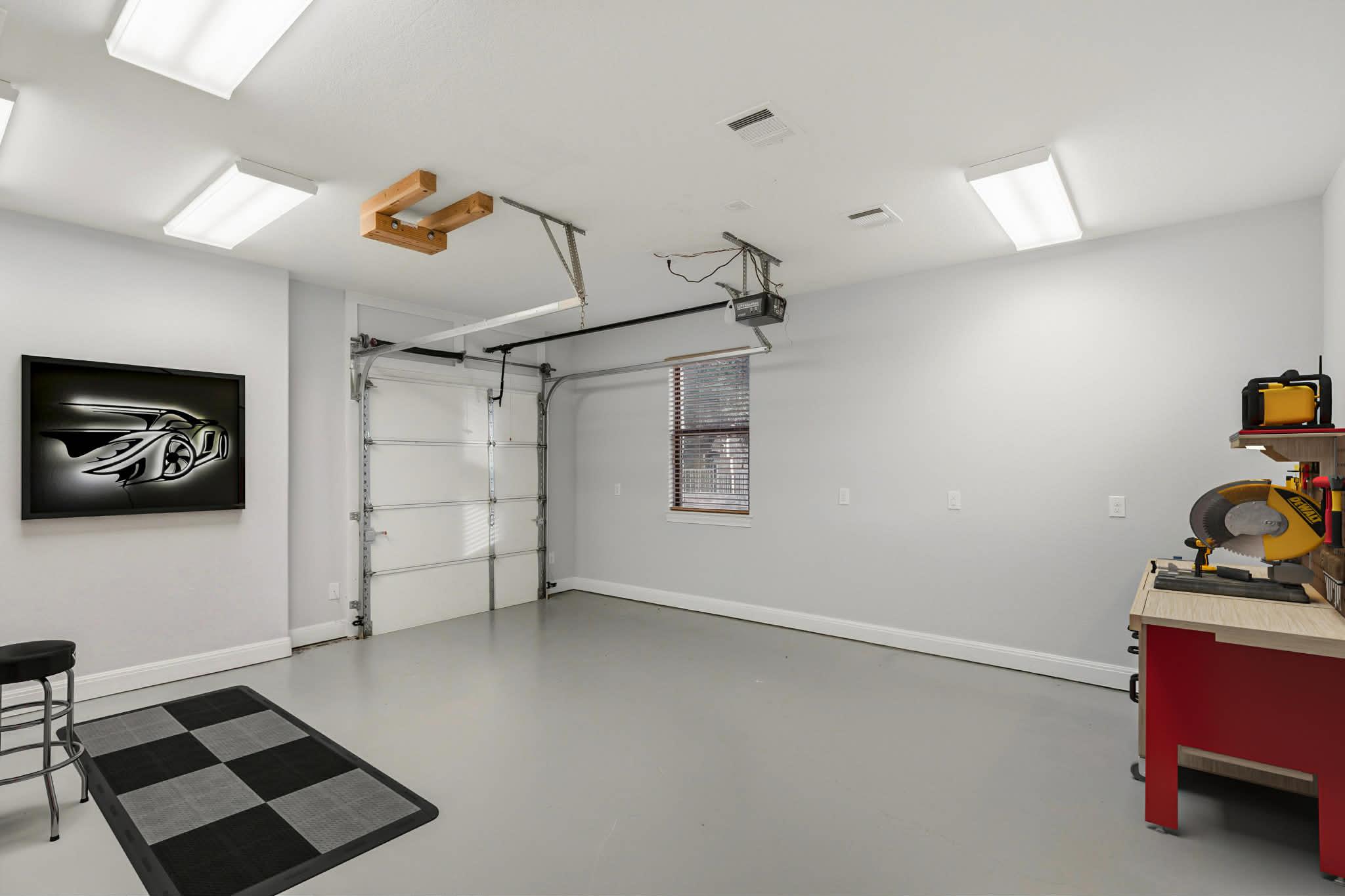 17813 Kingfisher Ridge Dr, Lago Vista, TX 78645