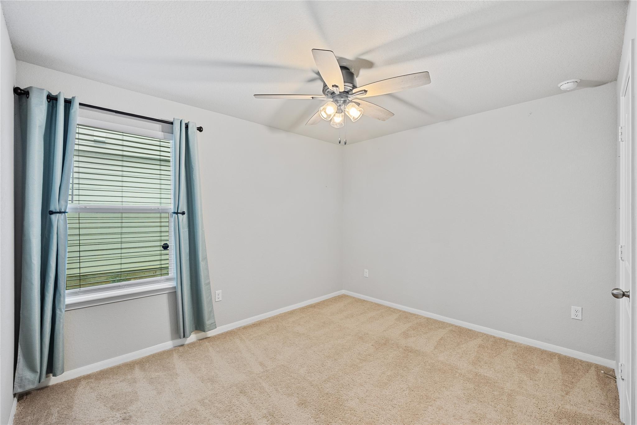 233 Baron Creek Trl, Bastrop, TX 78602