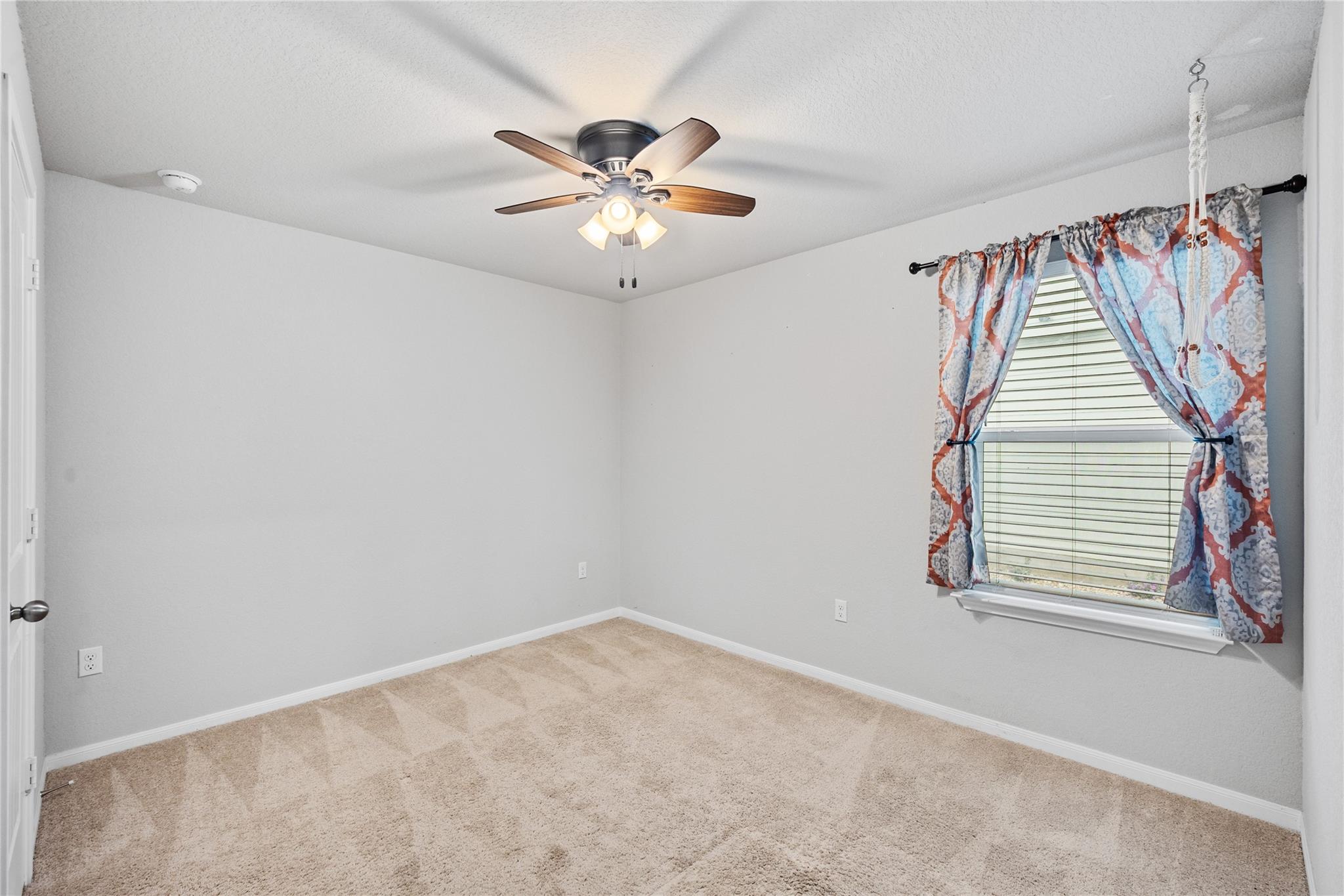 233 Baron Creek Trl, Bastrop, TX 78602