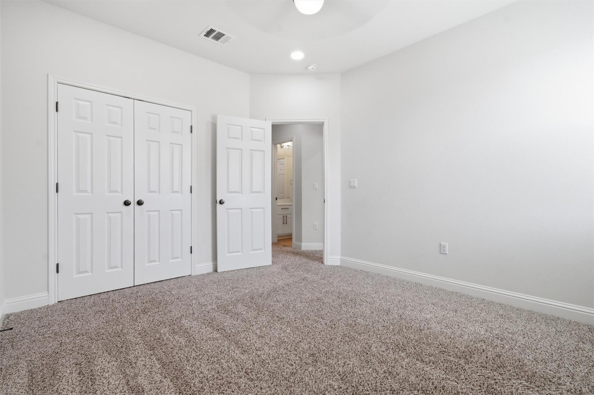 6801 Teulada Dr, Austin, TX 78739