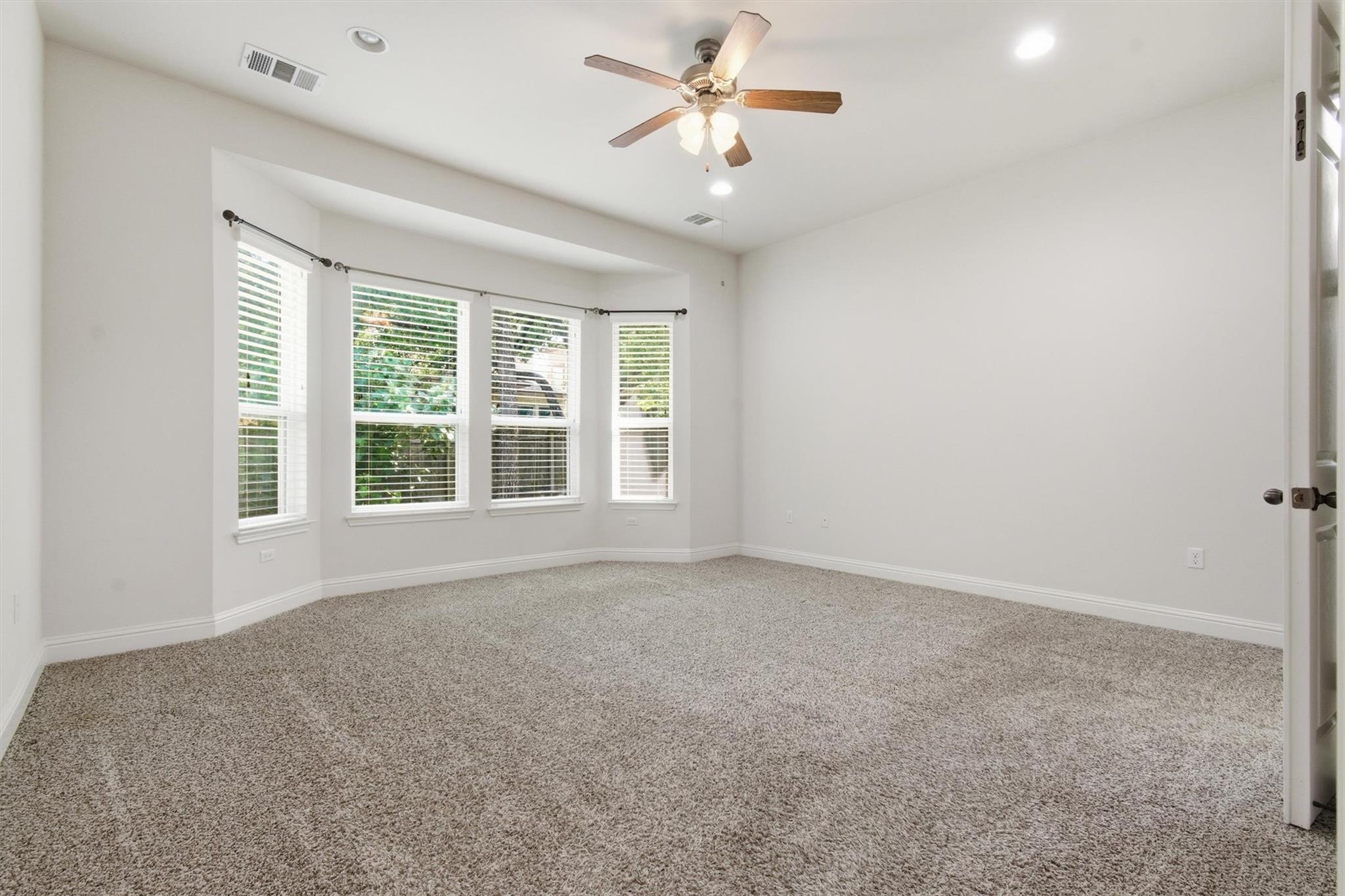 6801 Teulada Dr, Austin, TX 78739