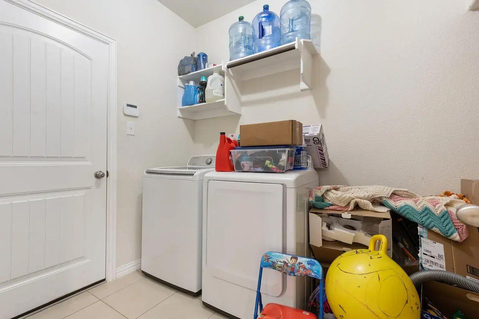 3728 Mineral Dr, Leander, TX 78641