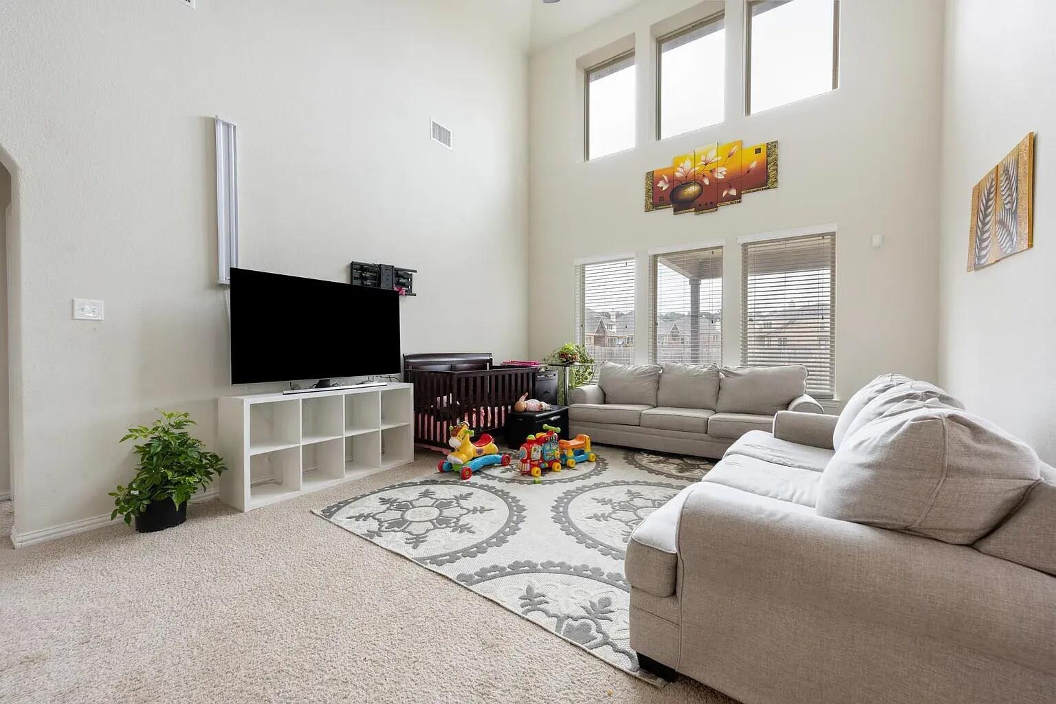 3728 Mineral Dr, Leander, TX 78641