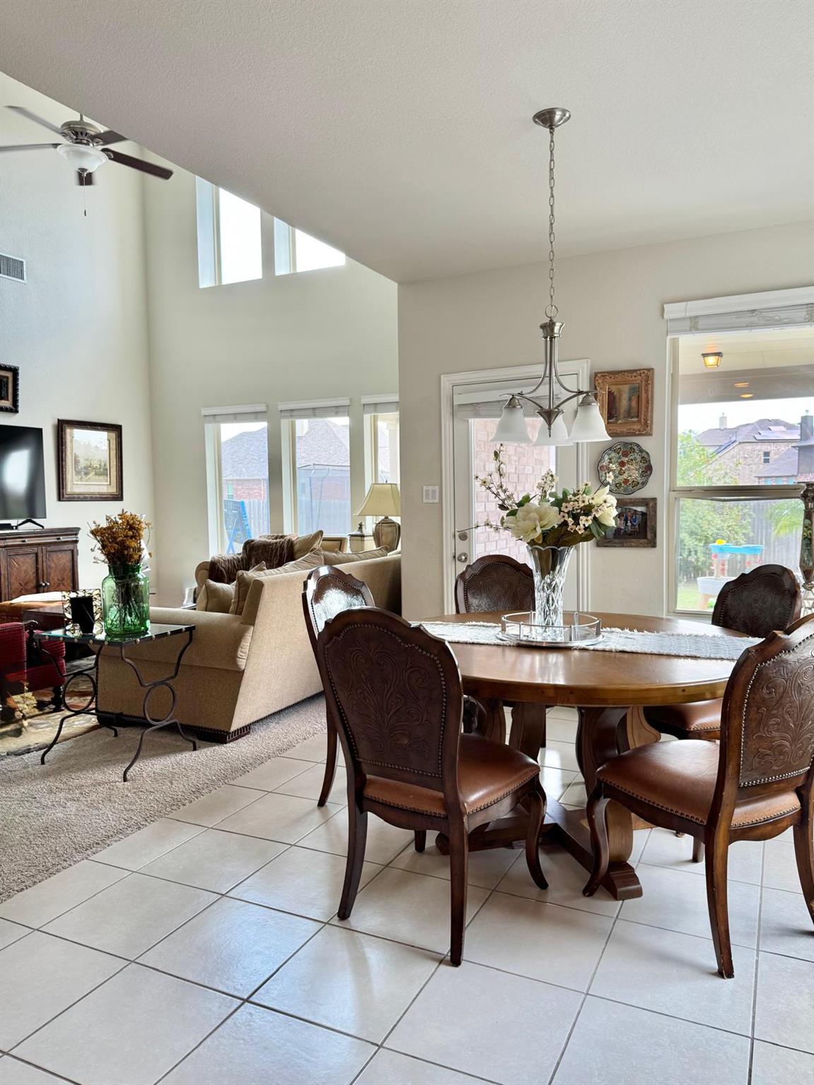 3728 Mineral Dr, Leander, TX 78641