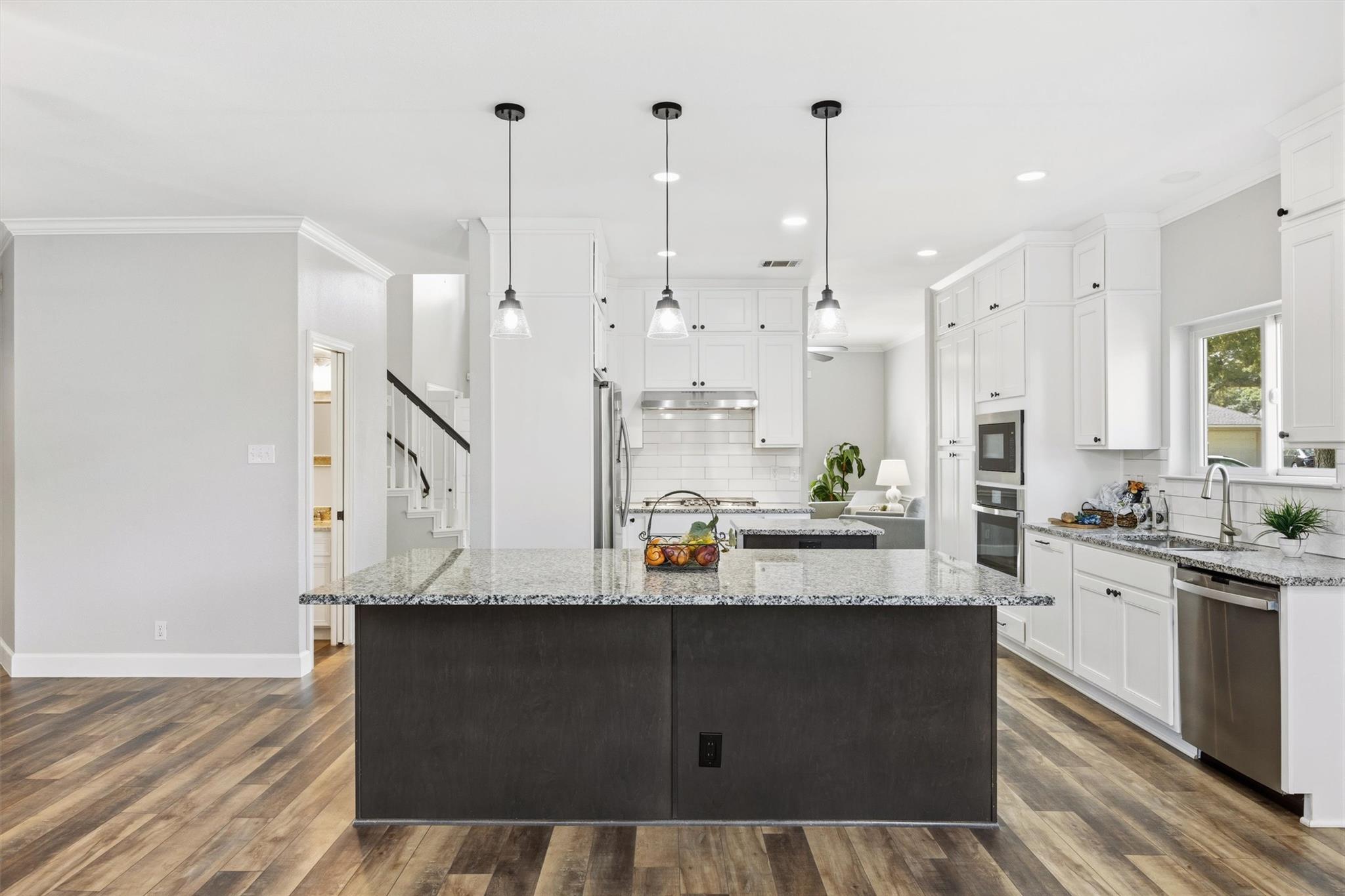 13226 Adonis Dr, Austin, TX 78729