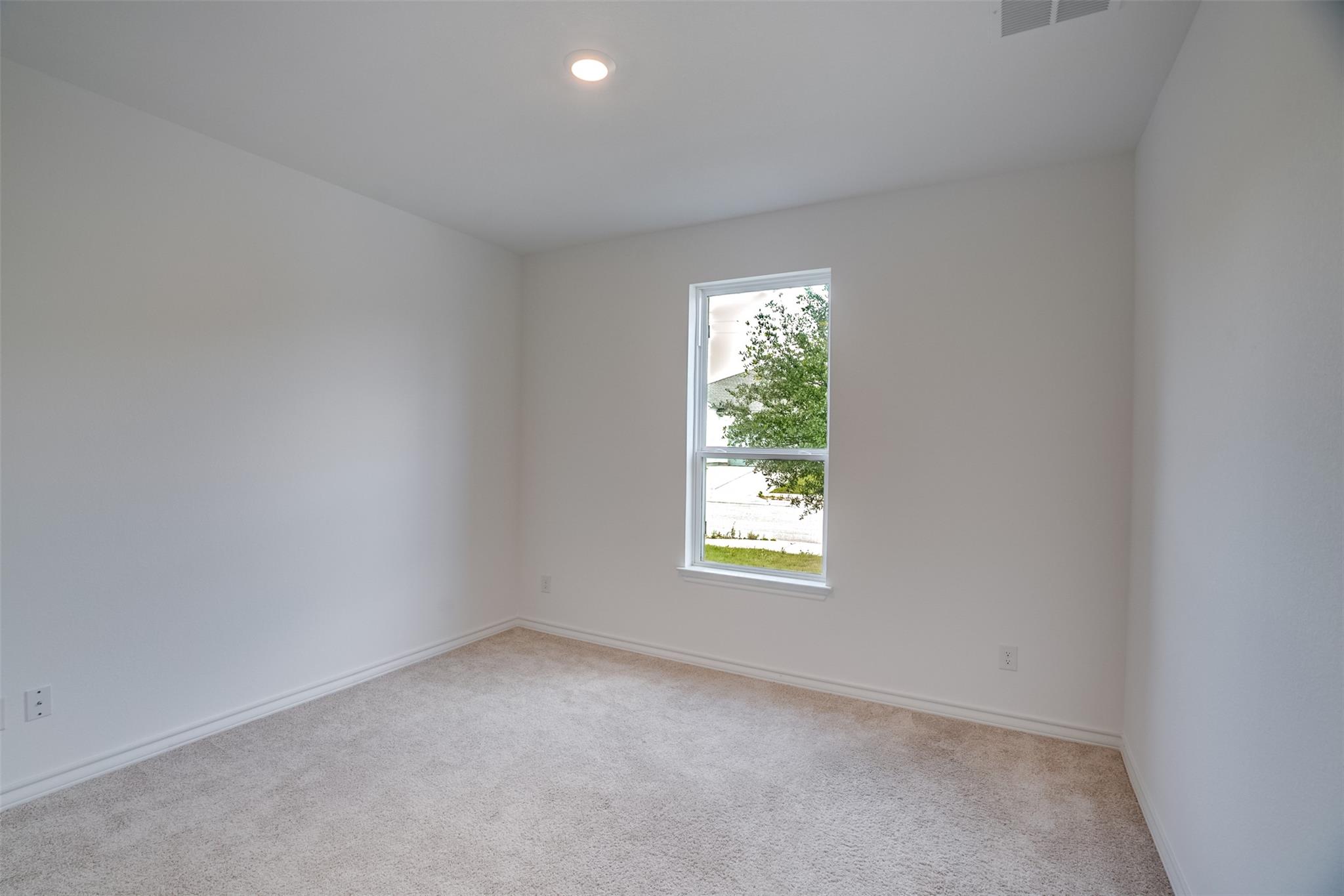 114 Stinchcomb Rd, Hutto, TX 78634