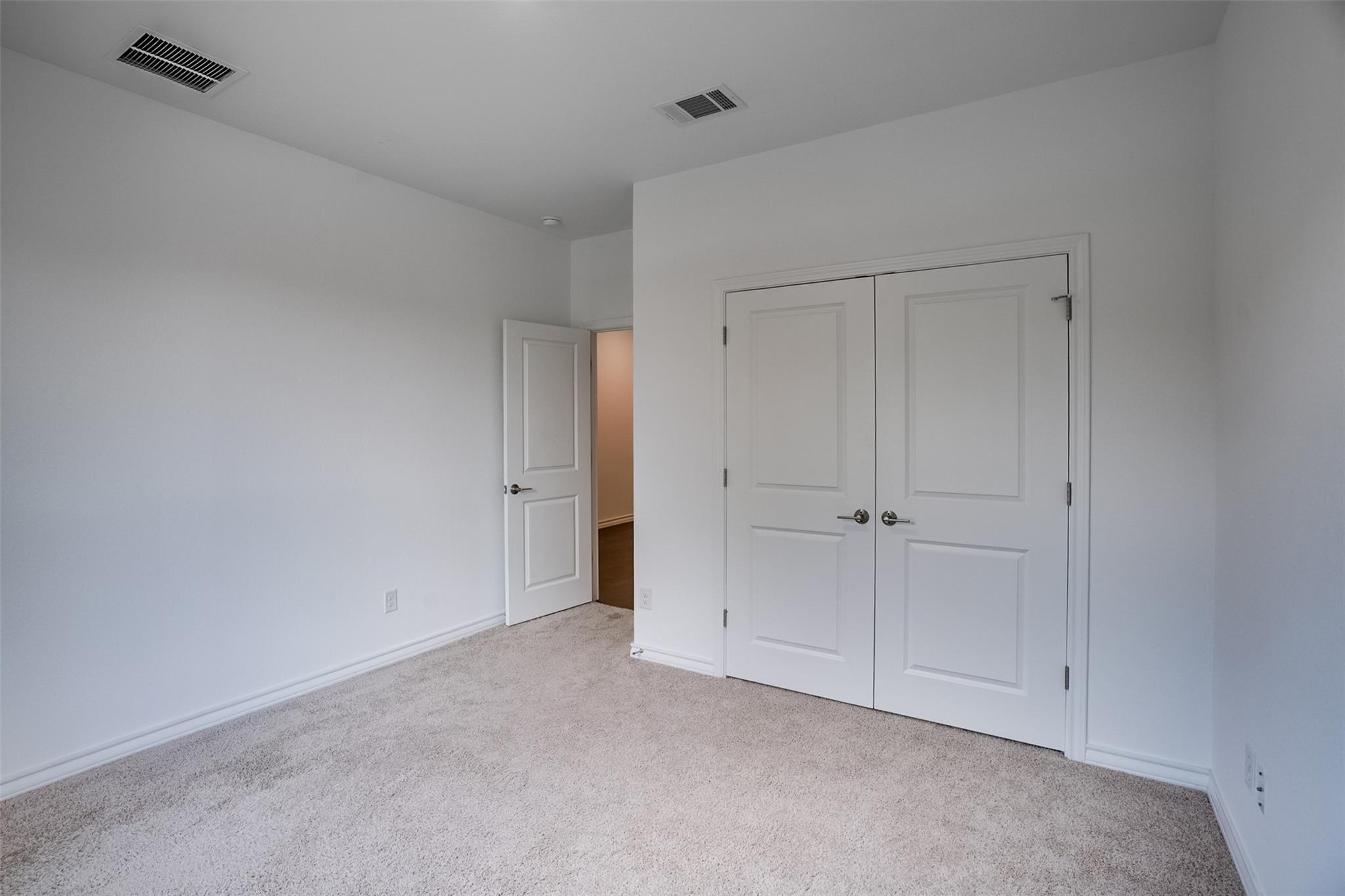 114 Stinchcomb Rd, Hutto, TX 78634