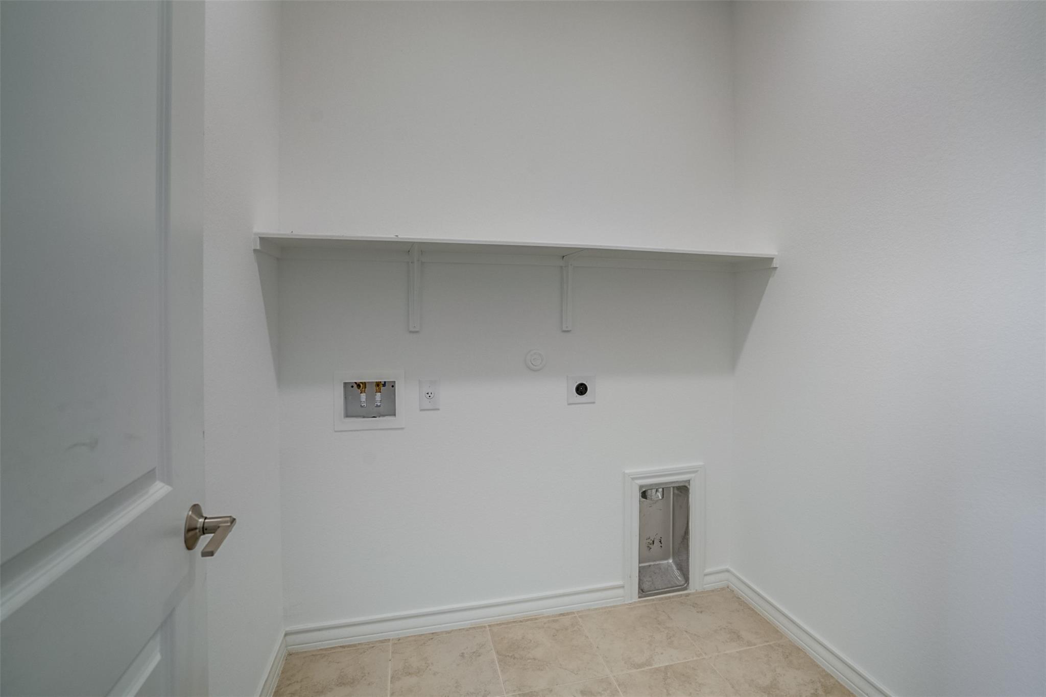 114 Stinchcomb Rd, Hutto, TX 78634