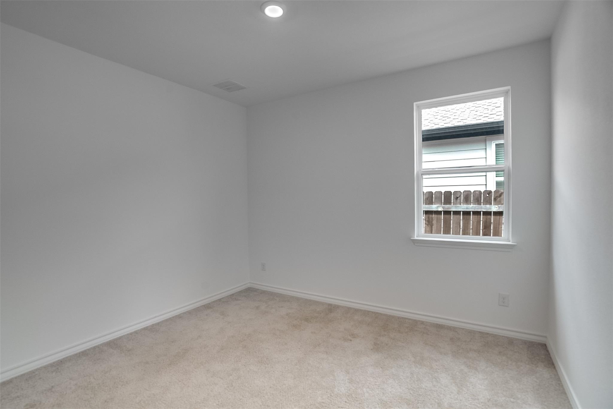 114 Stinchcomb Rd, Hutto, TX 78634