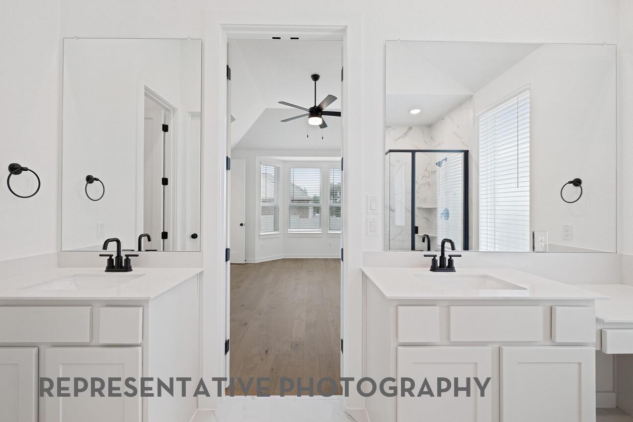 125 Three Oaks Ln, Georgetown, TX 78628