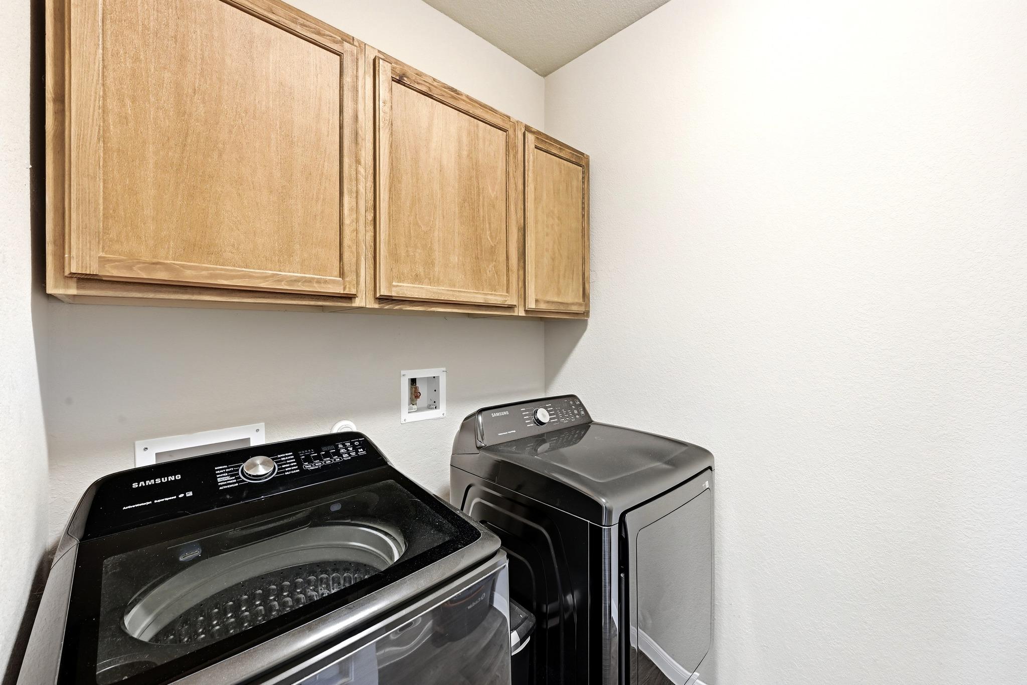 190 Cherry Blossom Dr, Kyle, TX 78640