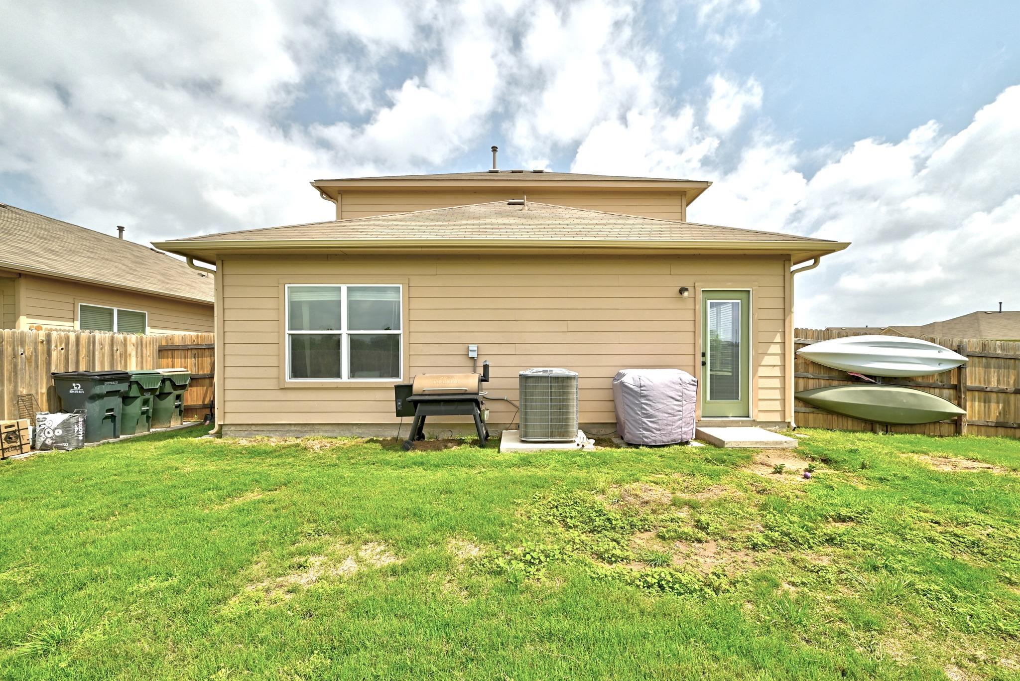 190 Cherry Blossom Dr, Kyle, TX 78640