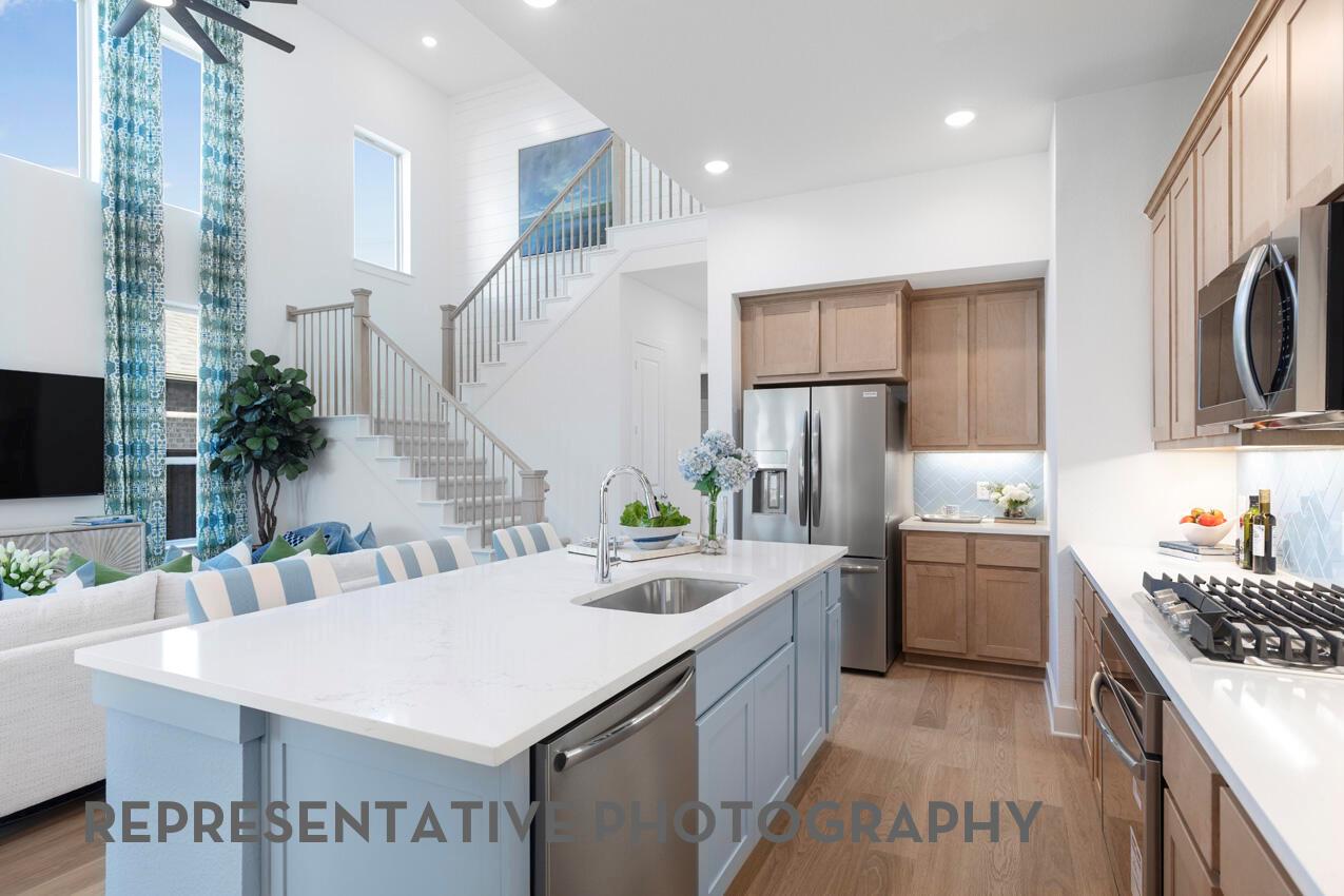 520 High Summit Dr, Georgetown, TX 78628