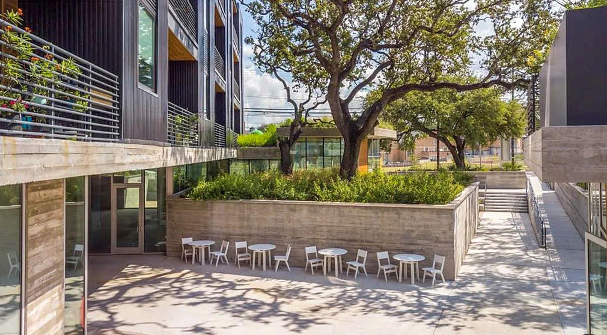 900 S 1st St # 217, Austin, TX 78704
