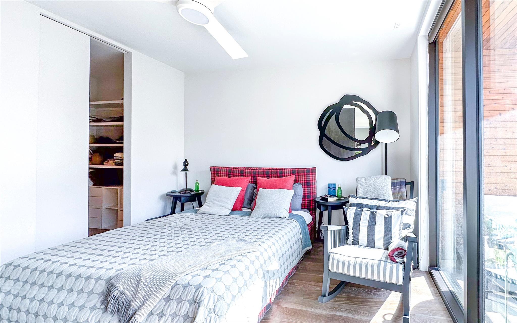 900 S 1st St # 217, Austin, TX 78704