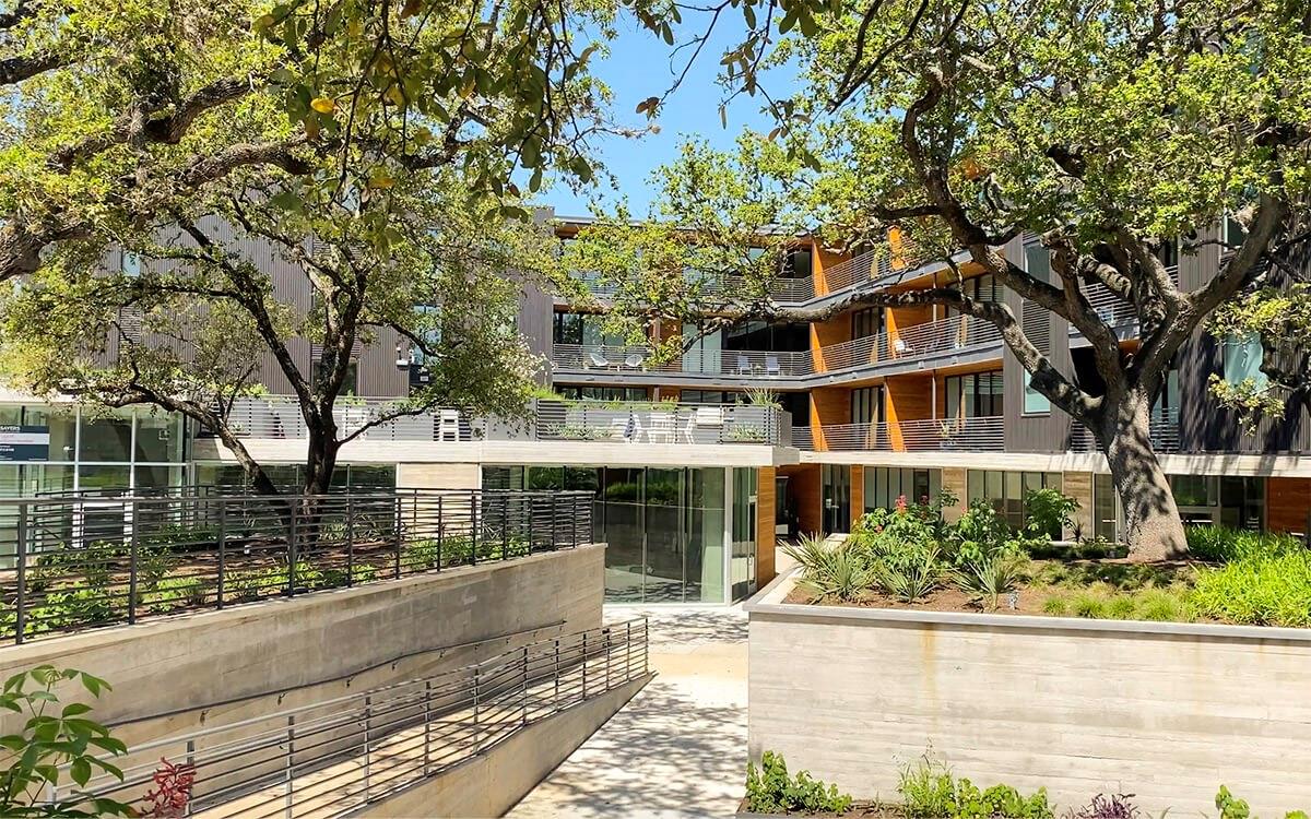 900 S 1st St # 217, Austin, TX 78704