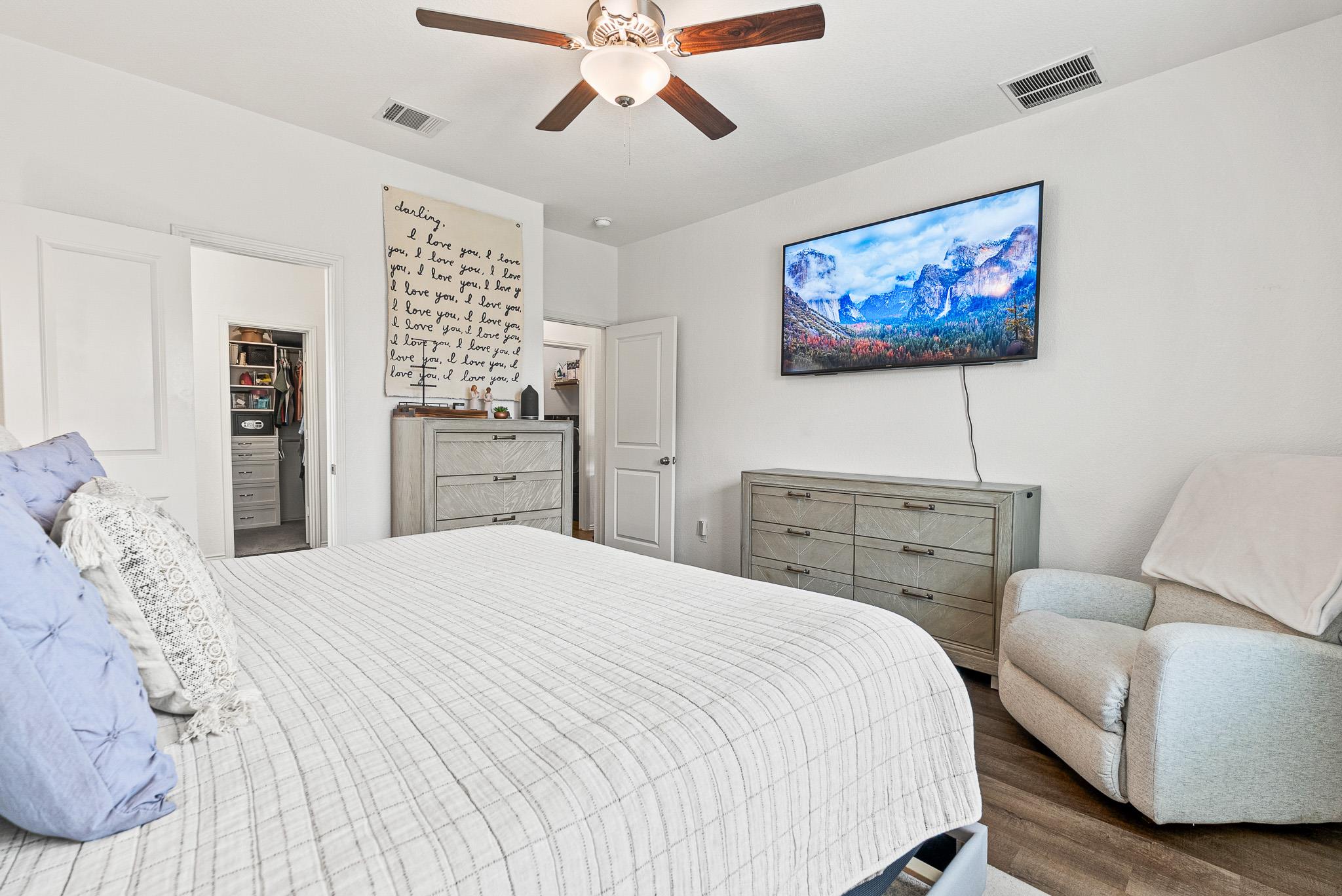 136 Copper Ln, Kyle, TX 78640